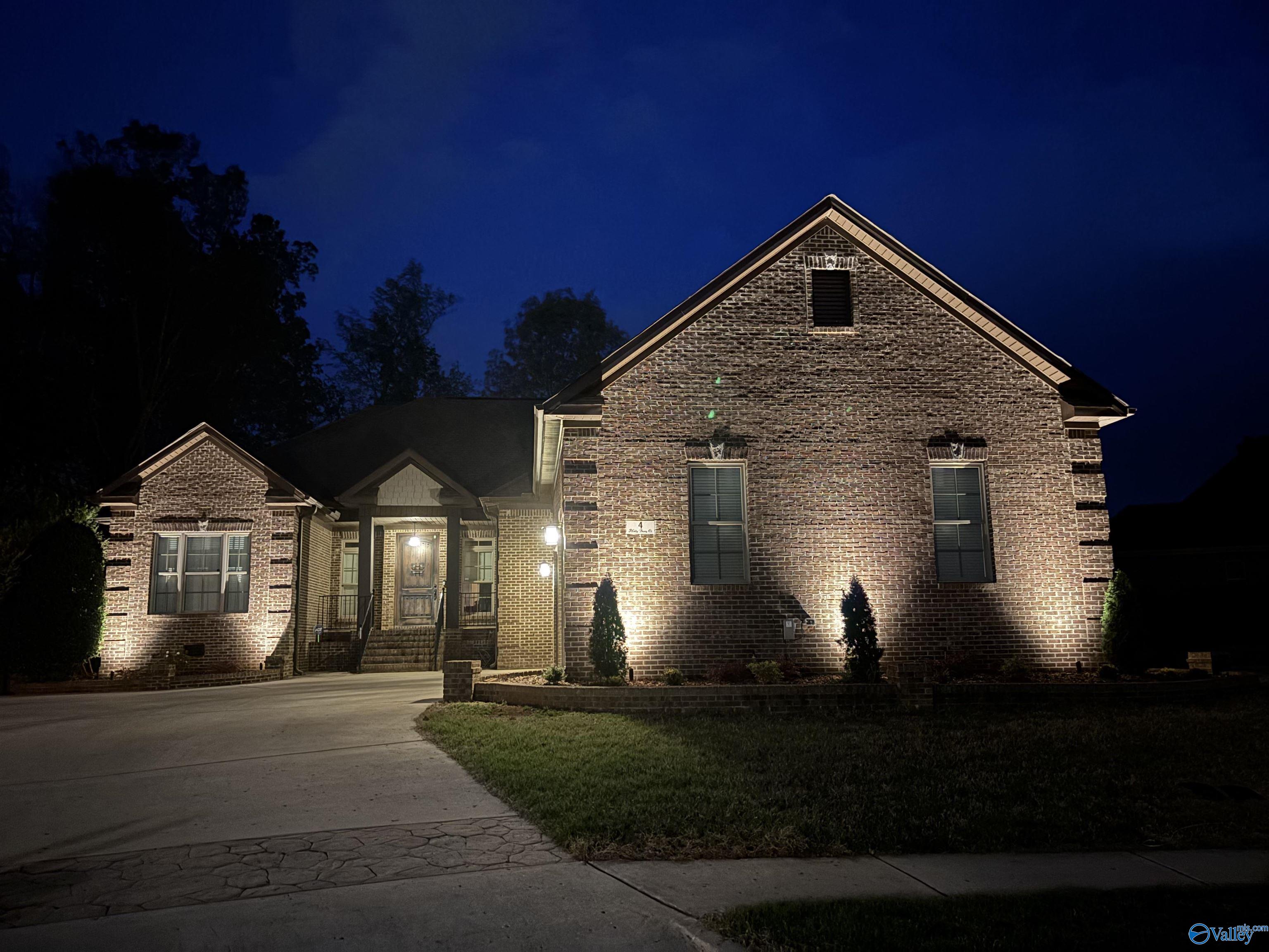 4 Holly Berry Court, Huntsville, Alabama image 3