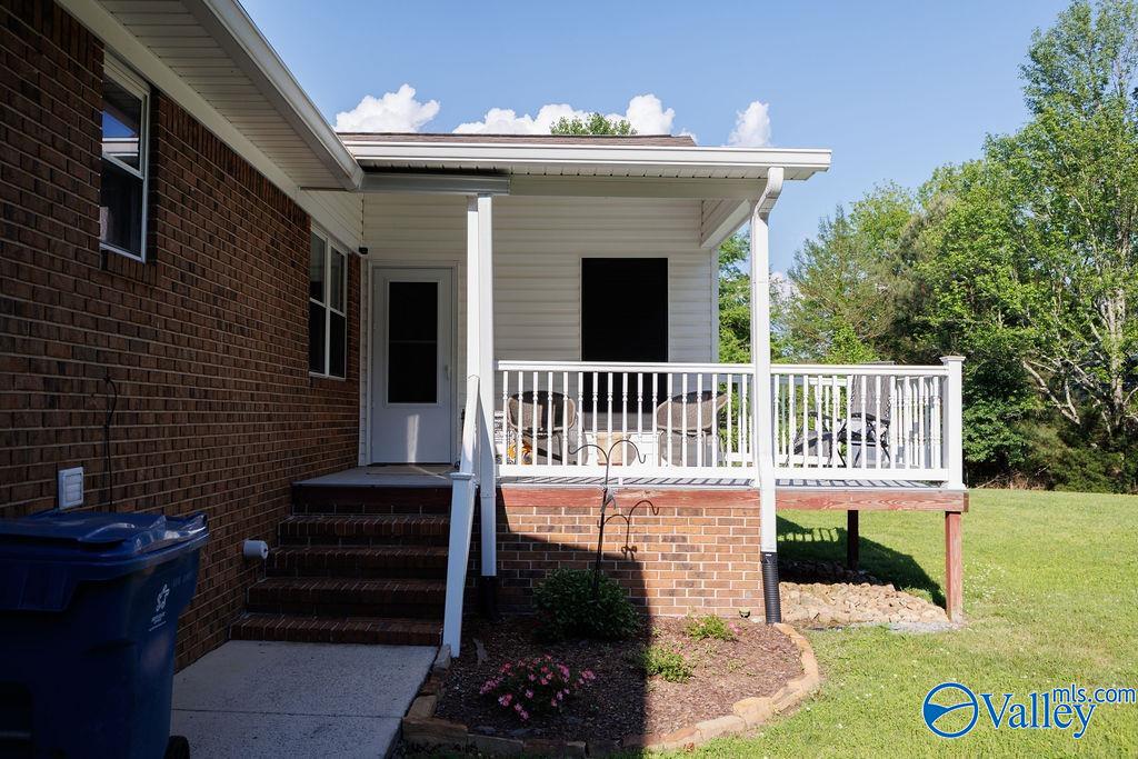 6453 Pleasant Grove Road, Guntersville, Alabama image 6