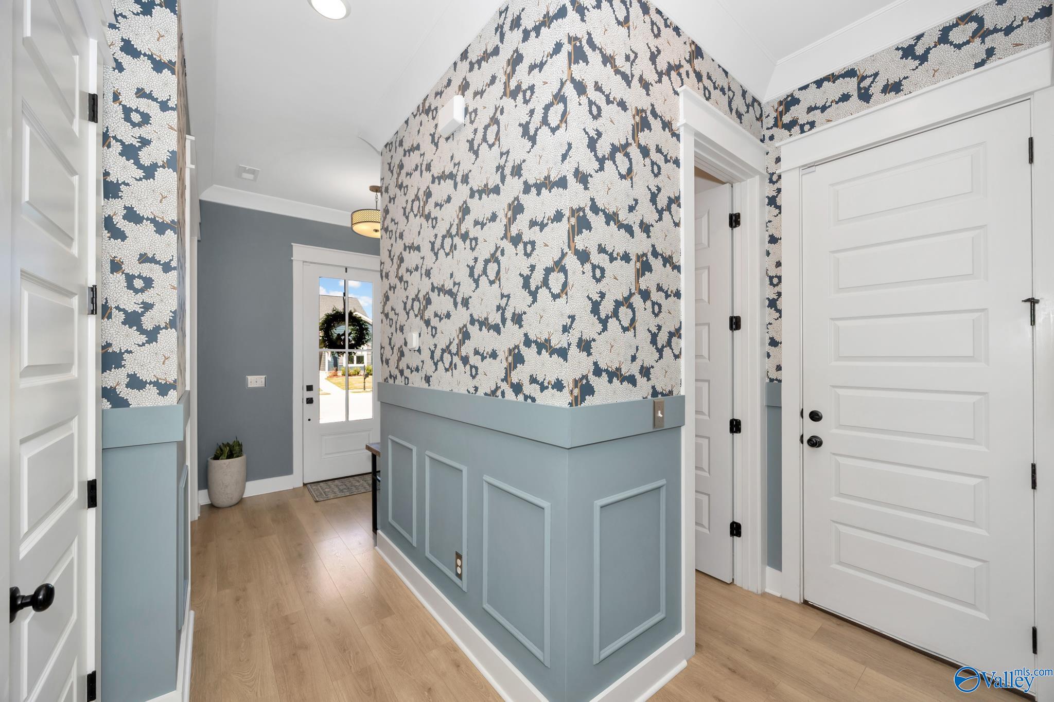 6202 Pembrook Pond Place SE