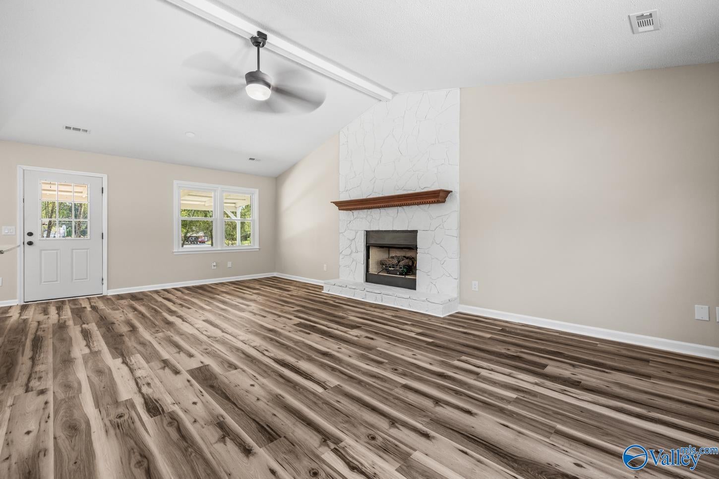 106 Oxford Drive