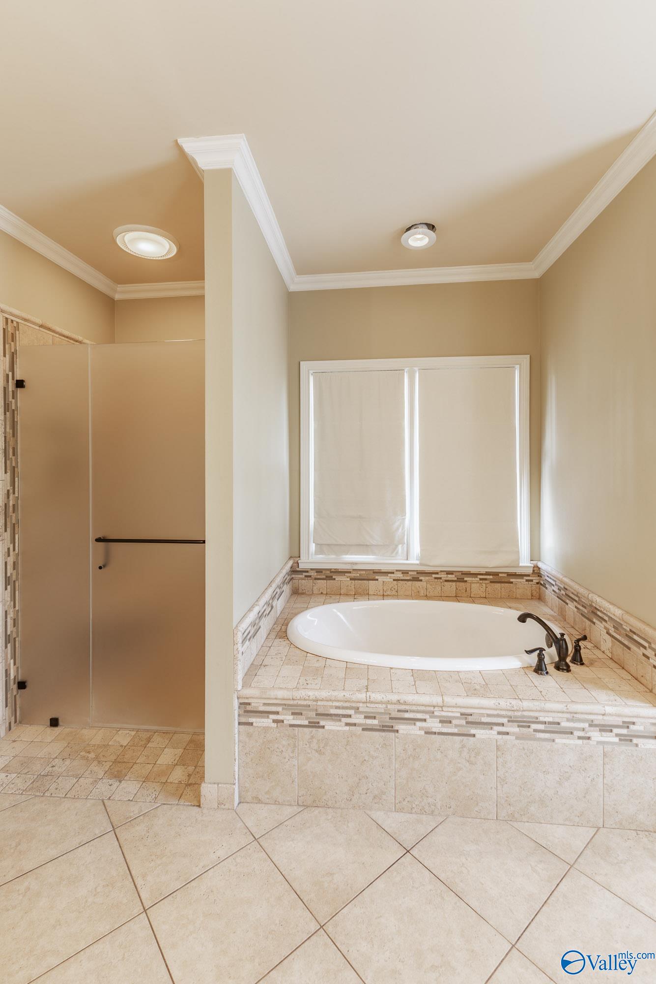 105 Lexington Drive, Athens, Alabama image 21