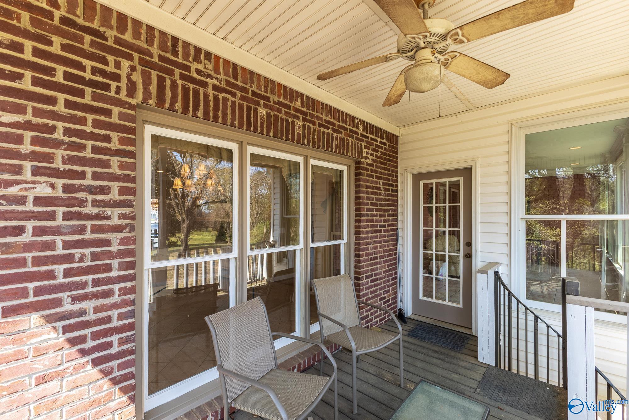 105 Lexington Drive, Athens, Alabama image 34