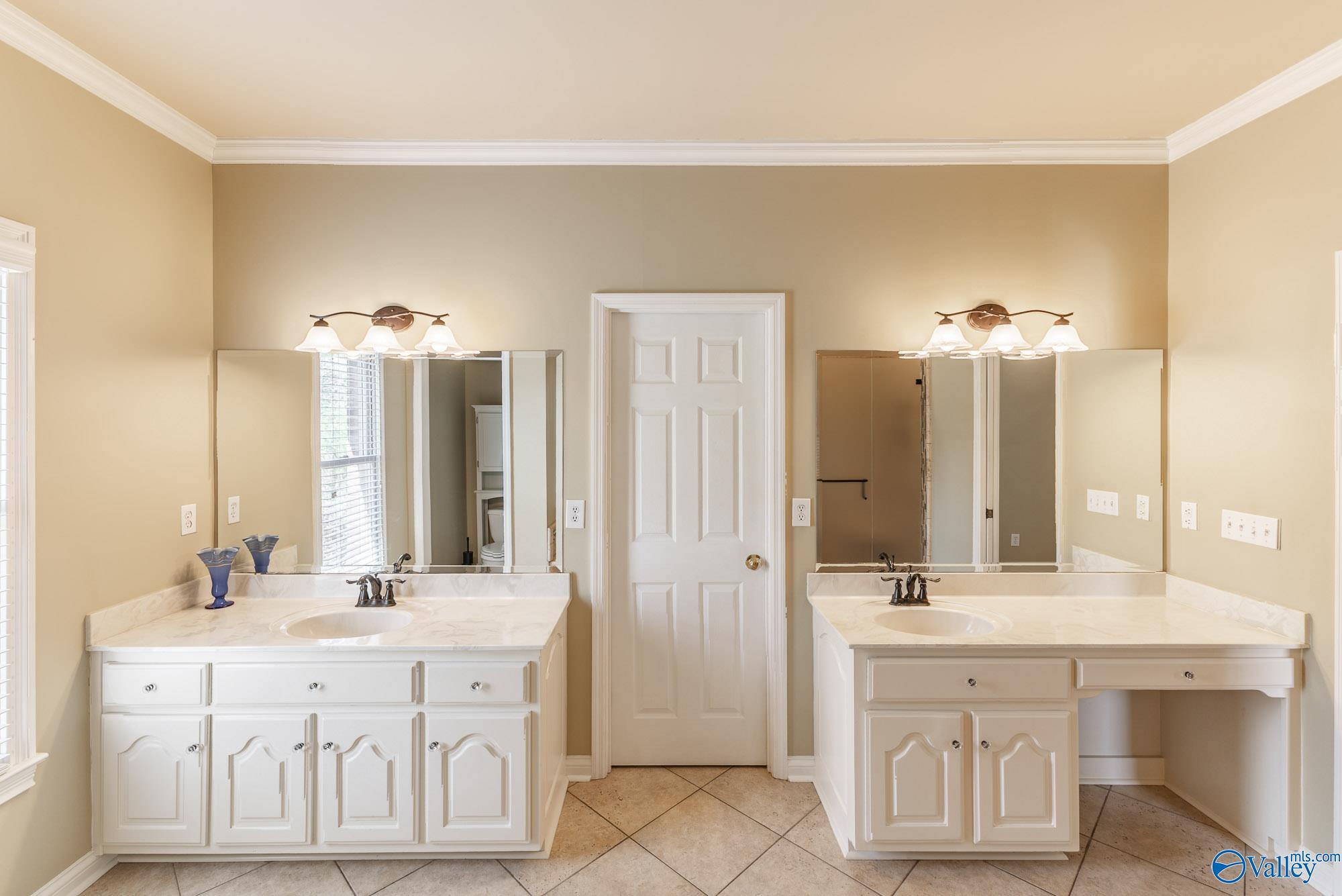 105 Lexington Drive, Athens, Alabama image 20