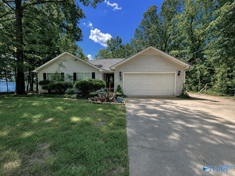 Homes For Sale - 1835 County Road 131<br/> Cherokee County, Cedar Bluff, AL 35959