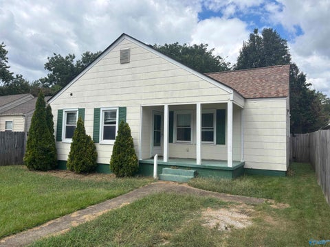 Homes For Rent - 3916 Birch Avenue<br/> Huntsville, AL 35805