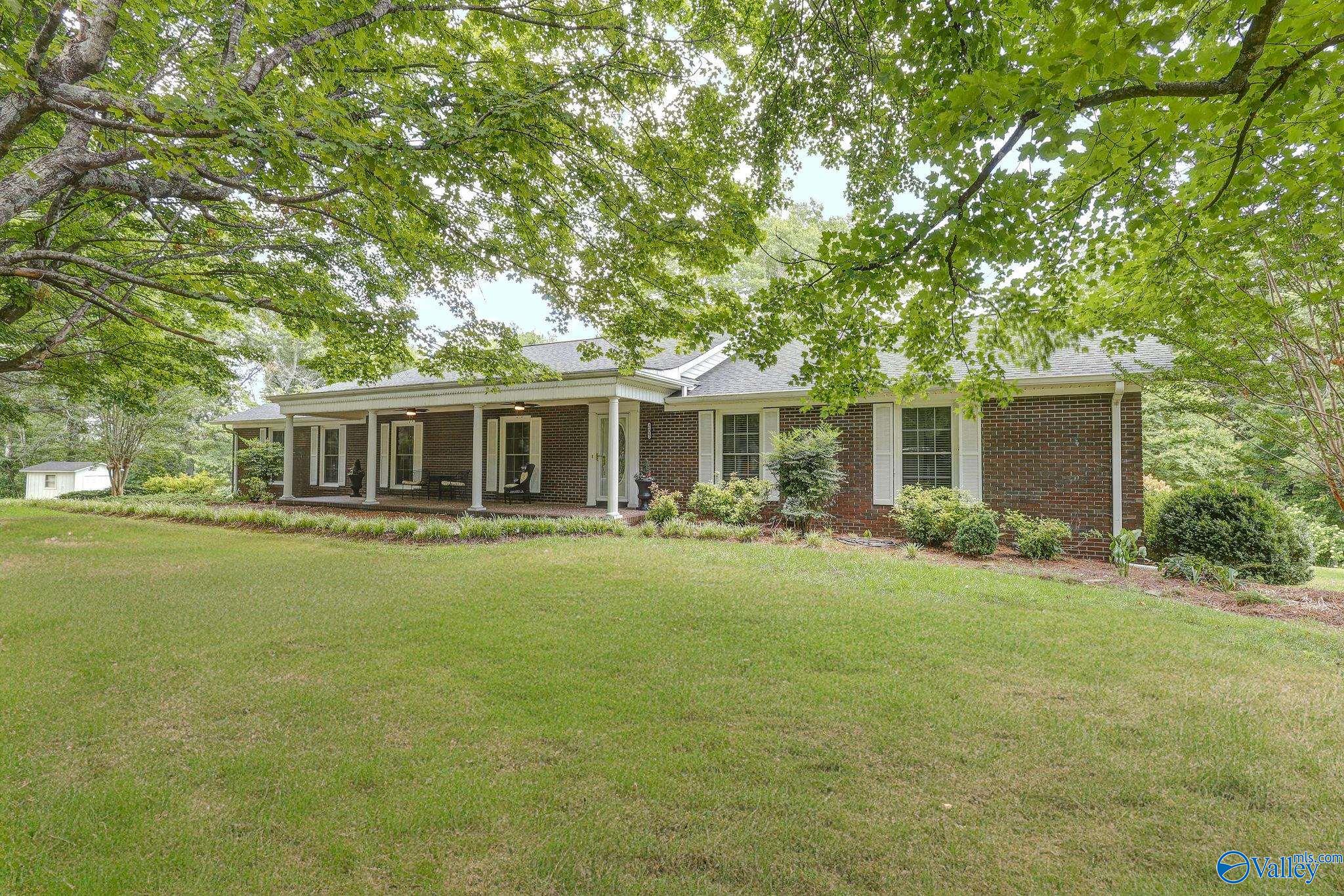 205 Holter Avenue, Albertville, Alabama image 39