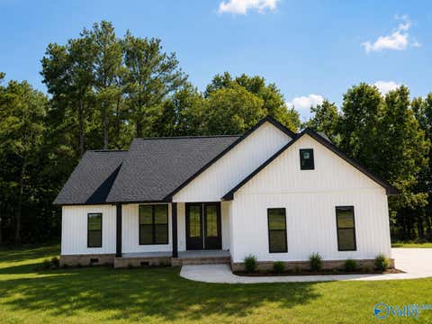 Homes For Sale - 8767 Cox Gap Road<br/> Marshall County, Boaz, AL 35956