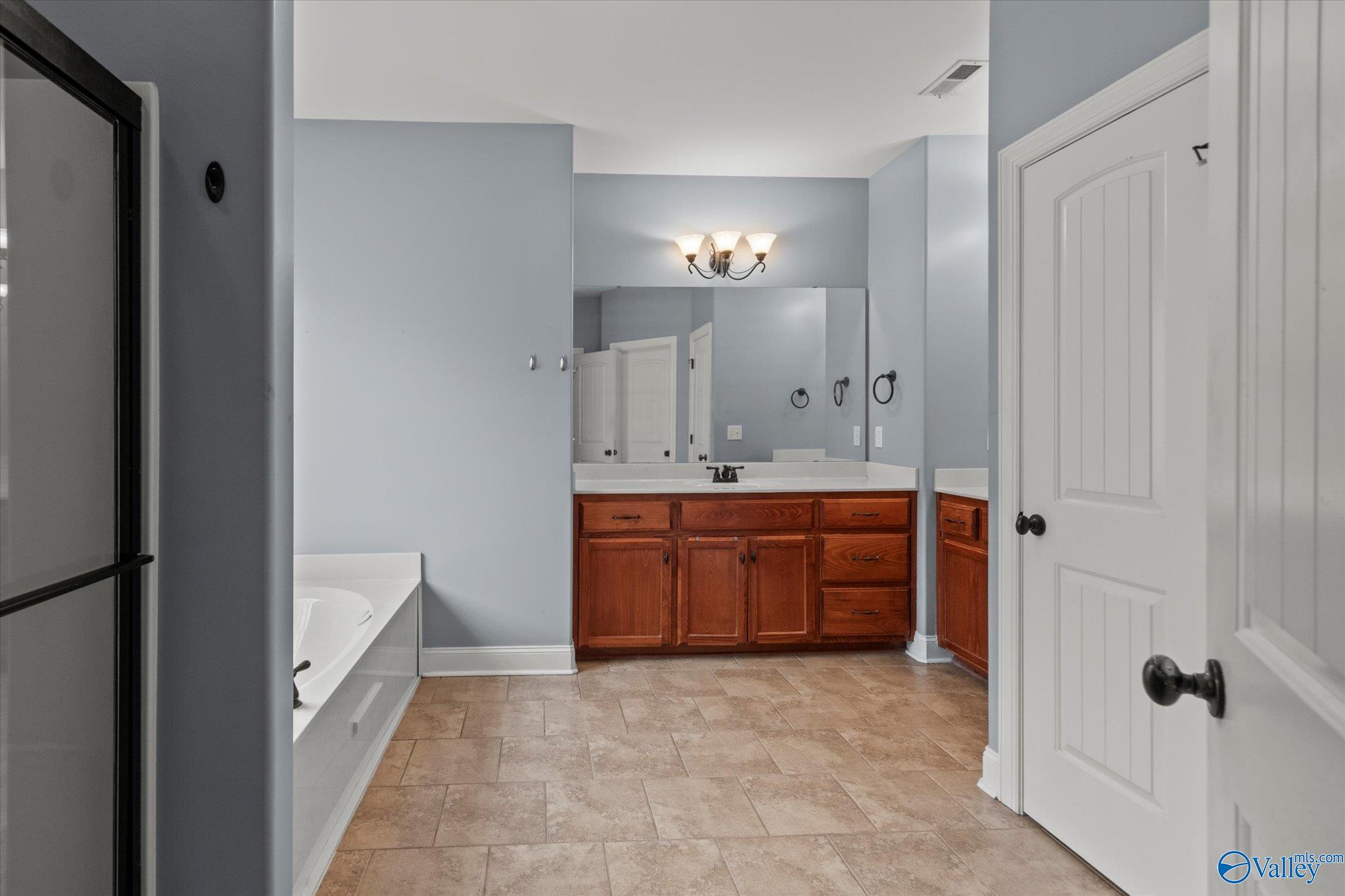 105 Sam Houston Cir, Madison, Alabama image 20