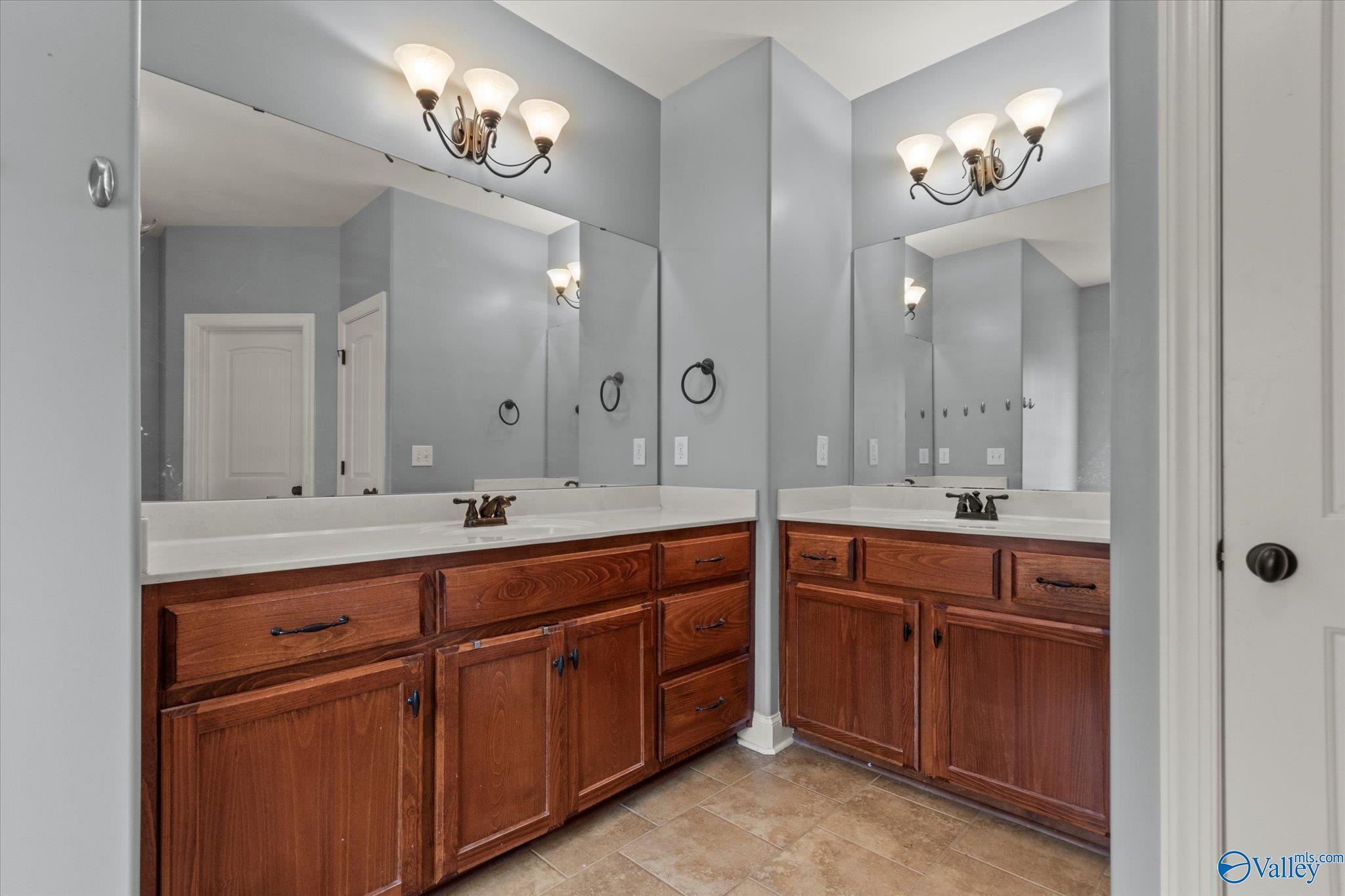 105 Sam Houston Cir, Madison, Alabama image 21