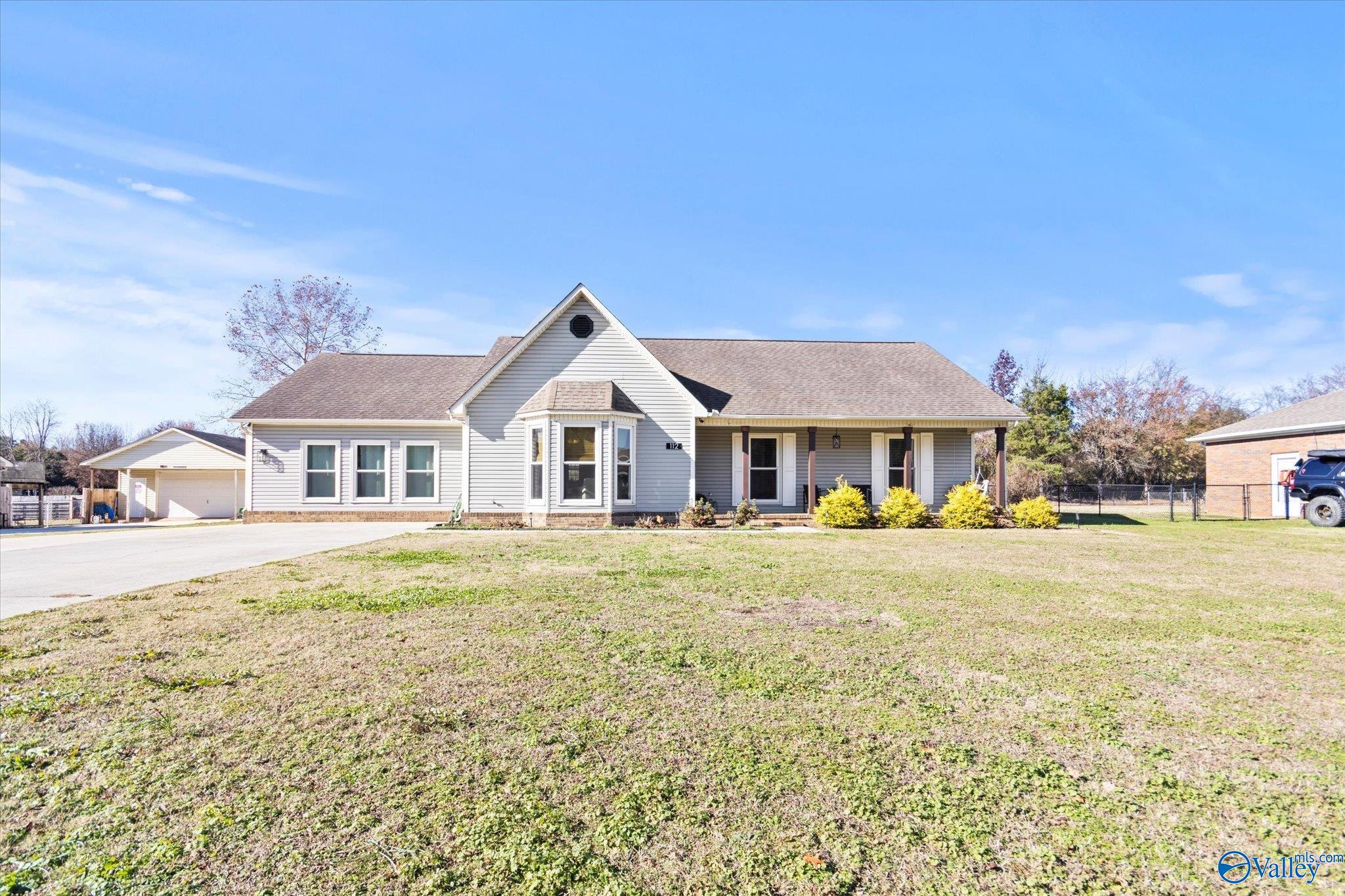 112 Reba Road, Hazel Green, Alabama image 2