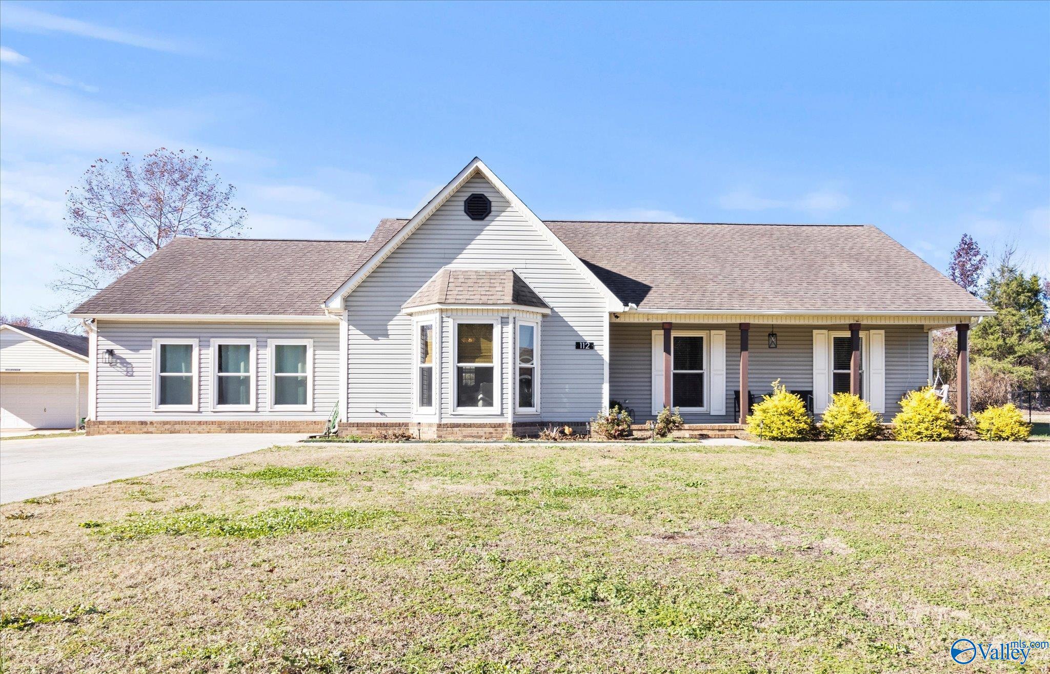 112 Reba Road, Hazel Green, Alabama image 1