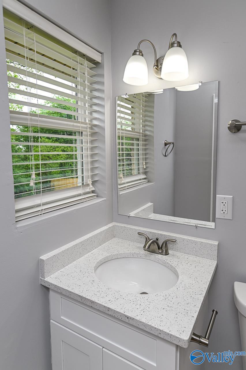 2501 NE Maysville Circle, Huntsville, Alabama image 31