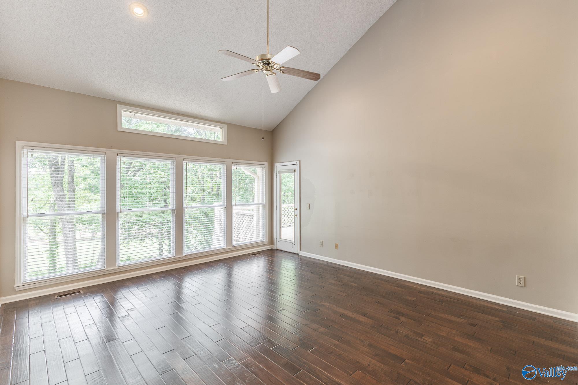 2024 Fairway Hills Drive, Huntsville, Alabama image 8
