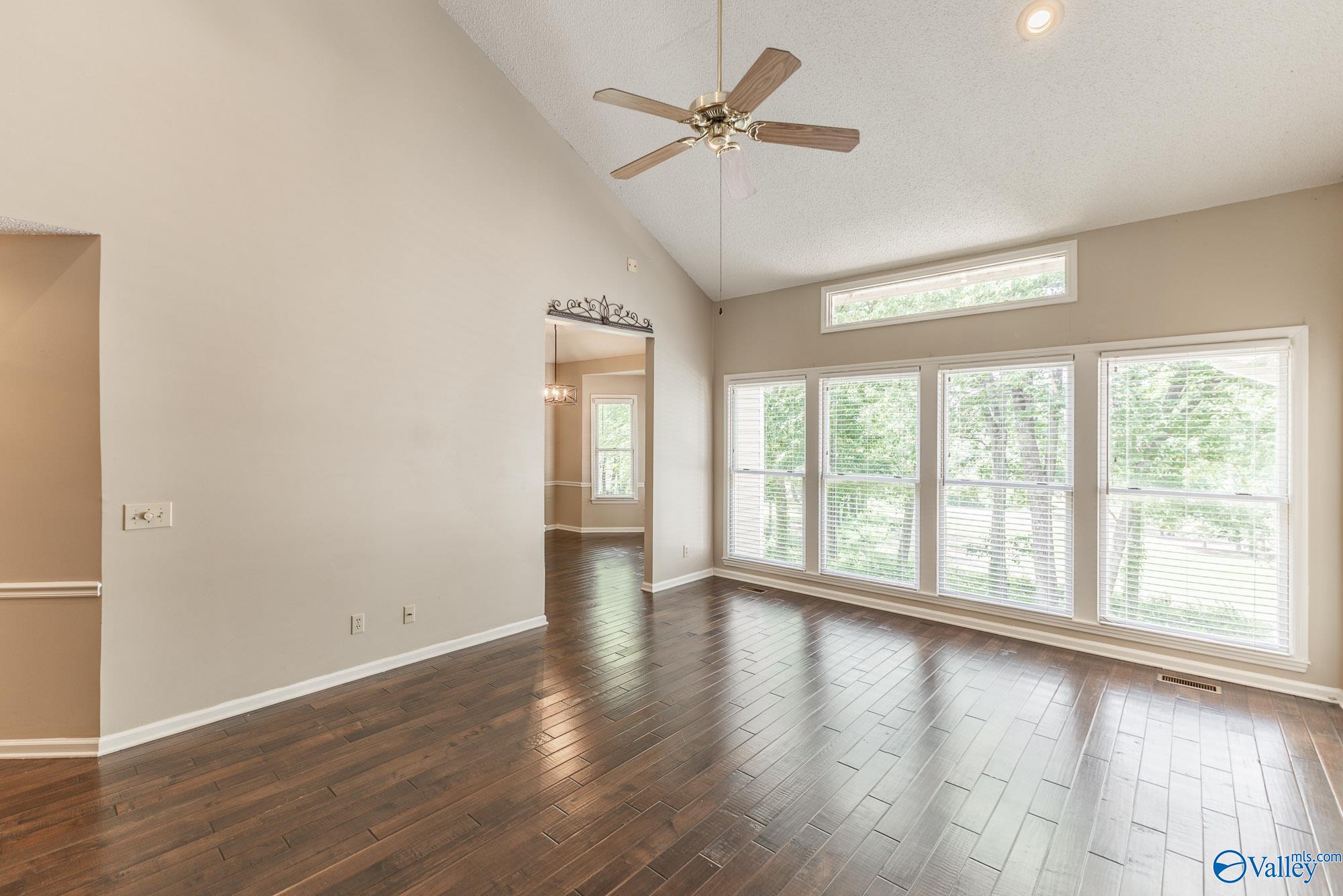 2024 Fairway Hills Drive, Huntsville, Alabama image 9
