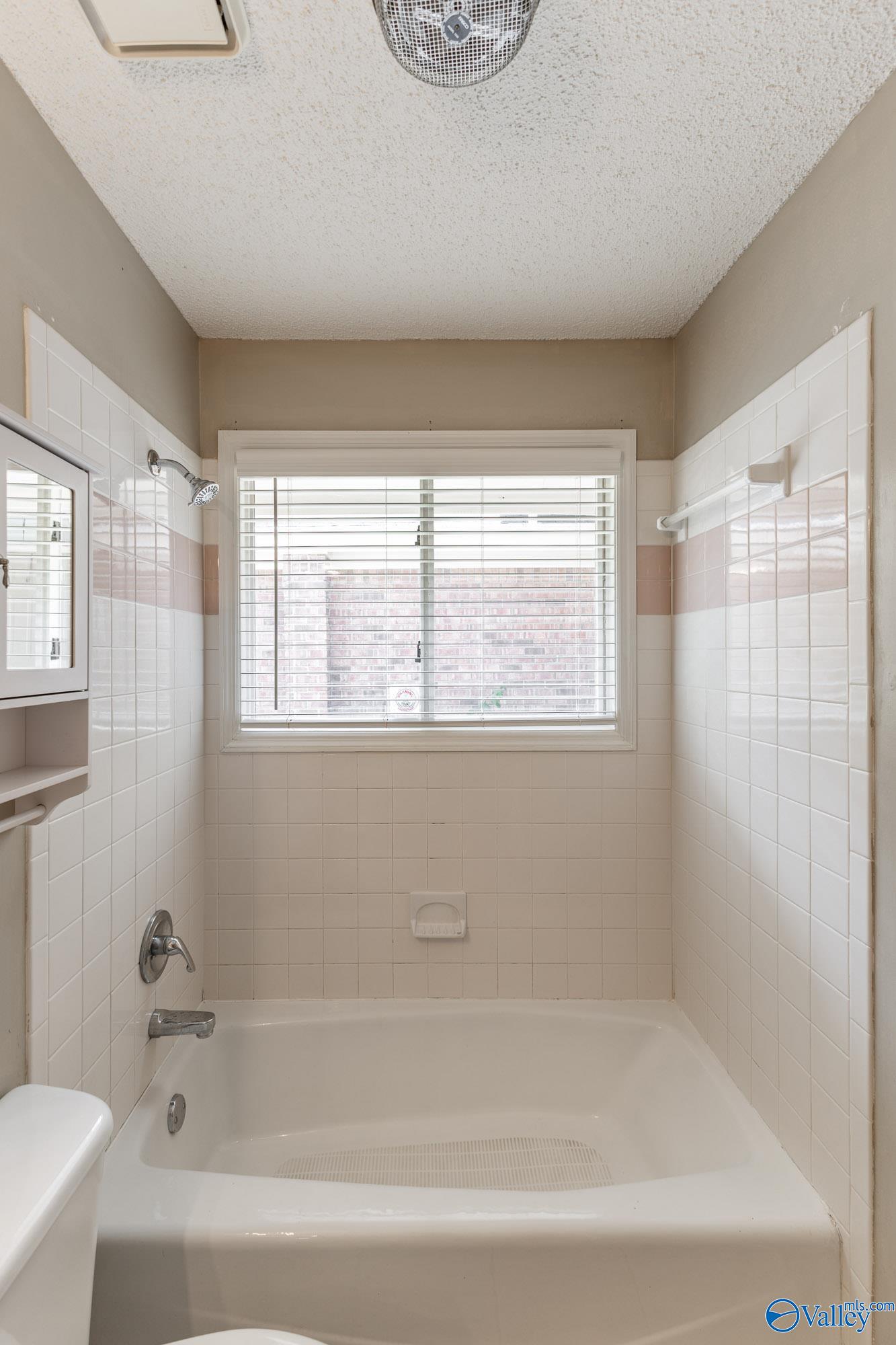 2024 Fairway Hills Drive, Huntsville, Alabama image 14