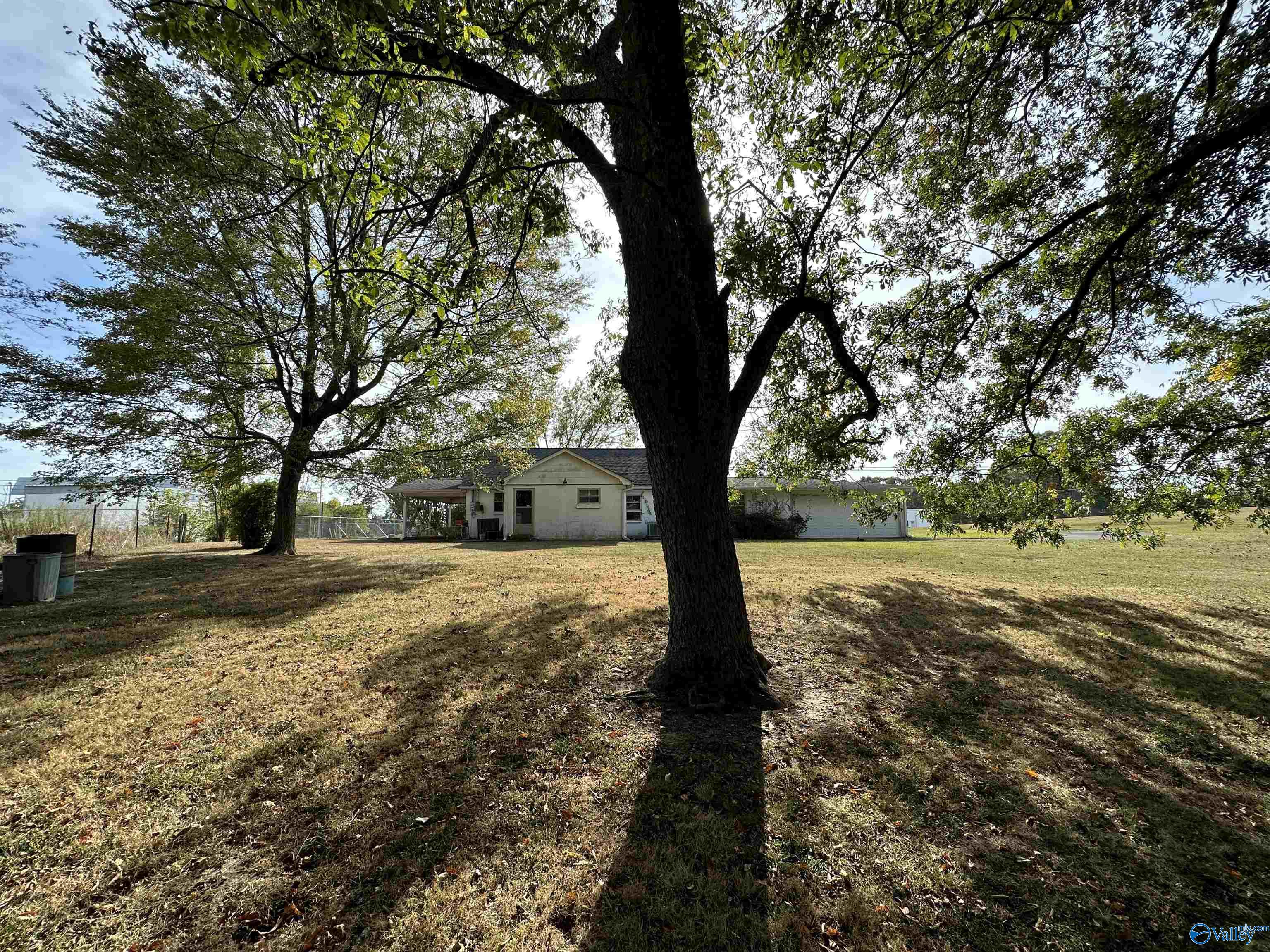 3926 Highway 231, Laceys Spring, Alabama image 9