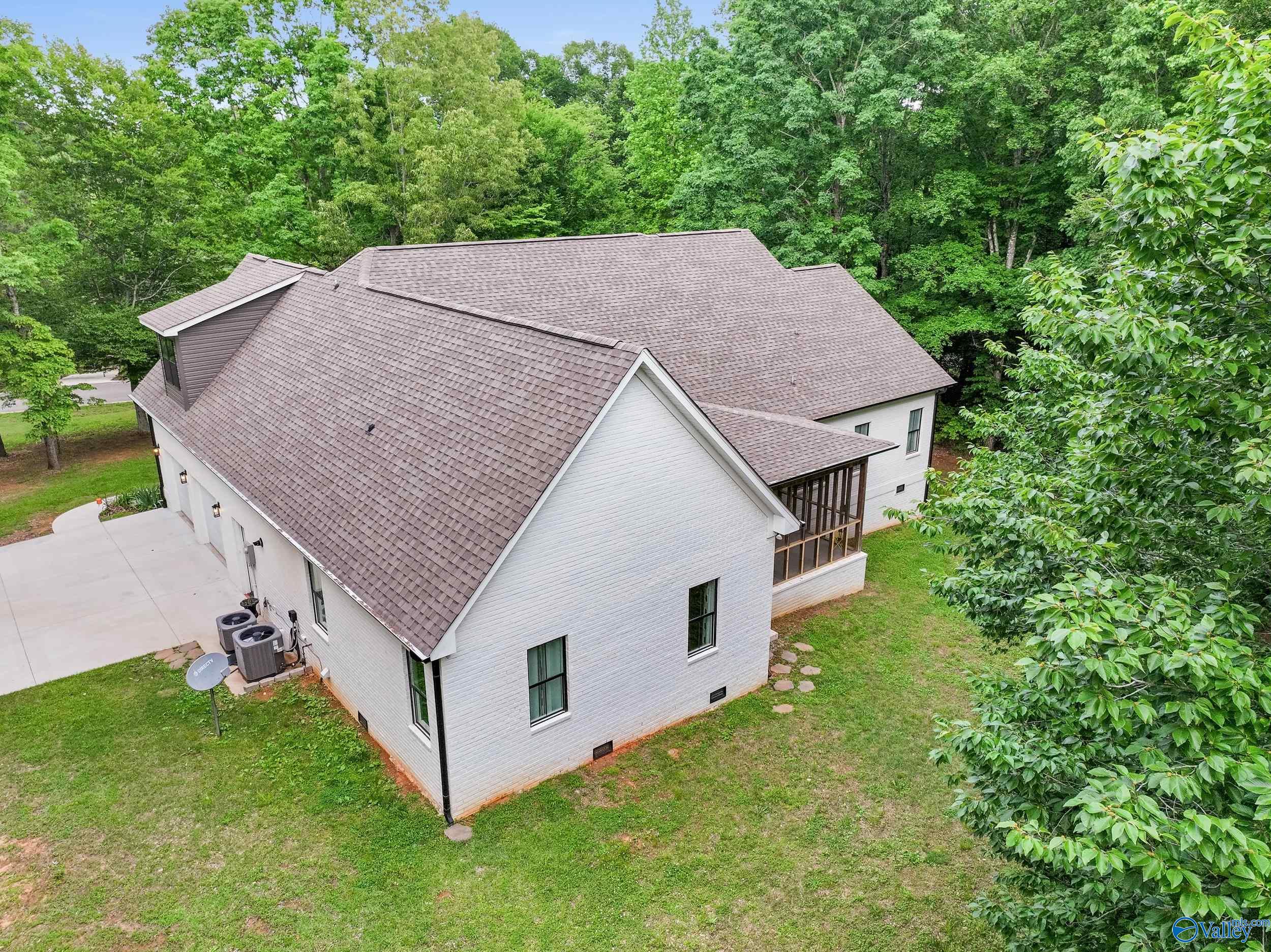 290 Poplar Springs Drive, Rogersville, Alabama image 6