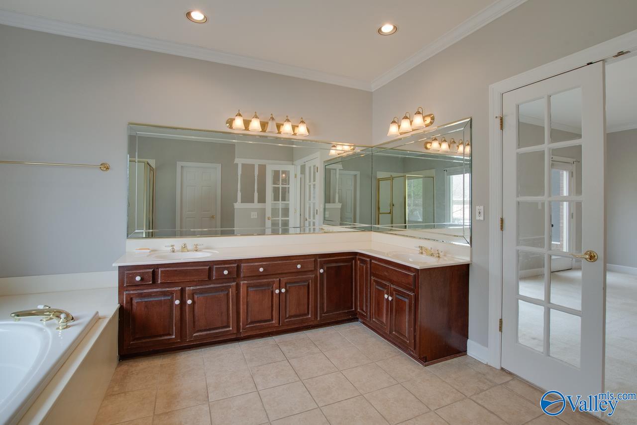1731 Drake Avenue, Huntsville, Alabama image 22