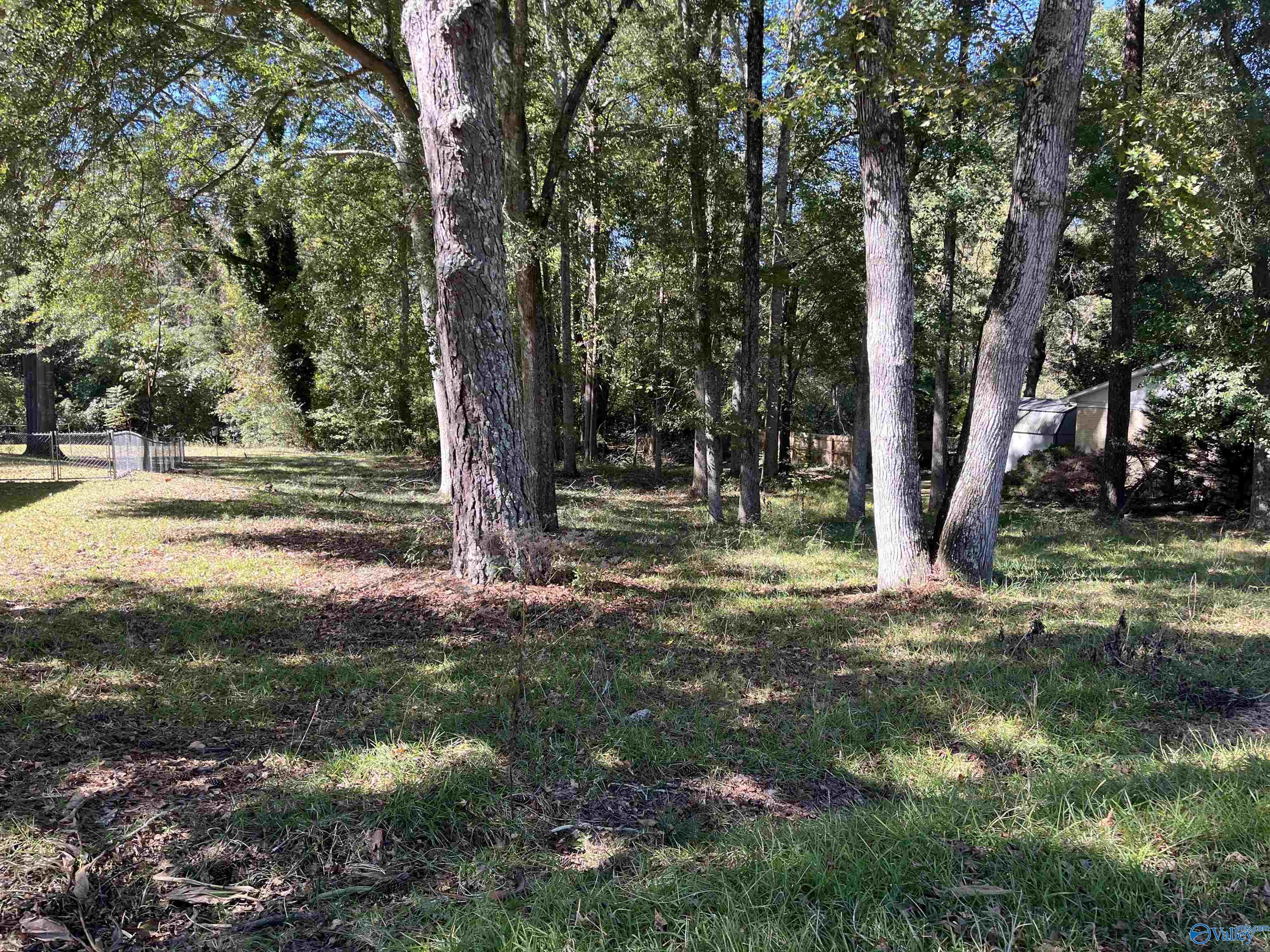 10 Meadowood Drive