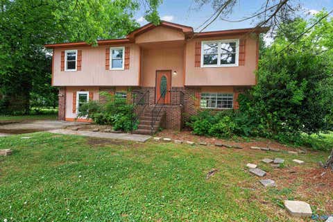Homes For Sale - 4056 Knollbrook Drive<br/> Huntsville, AL 35810