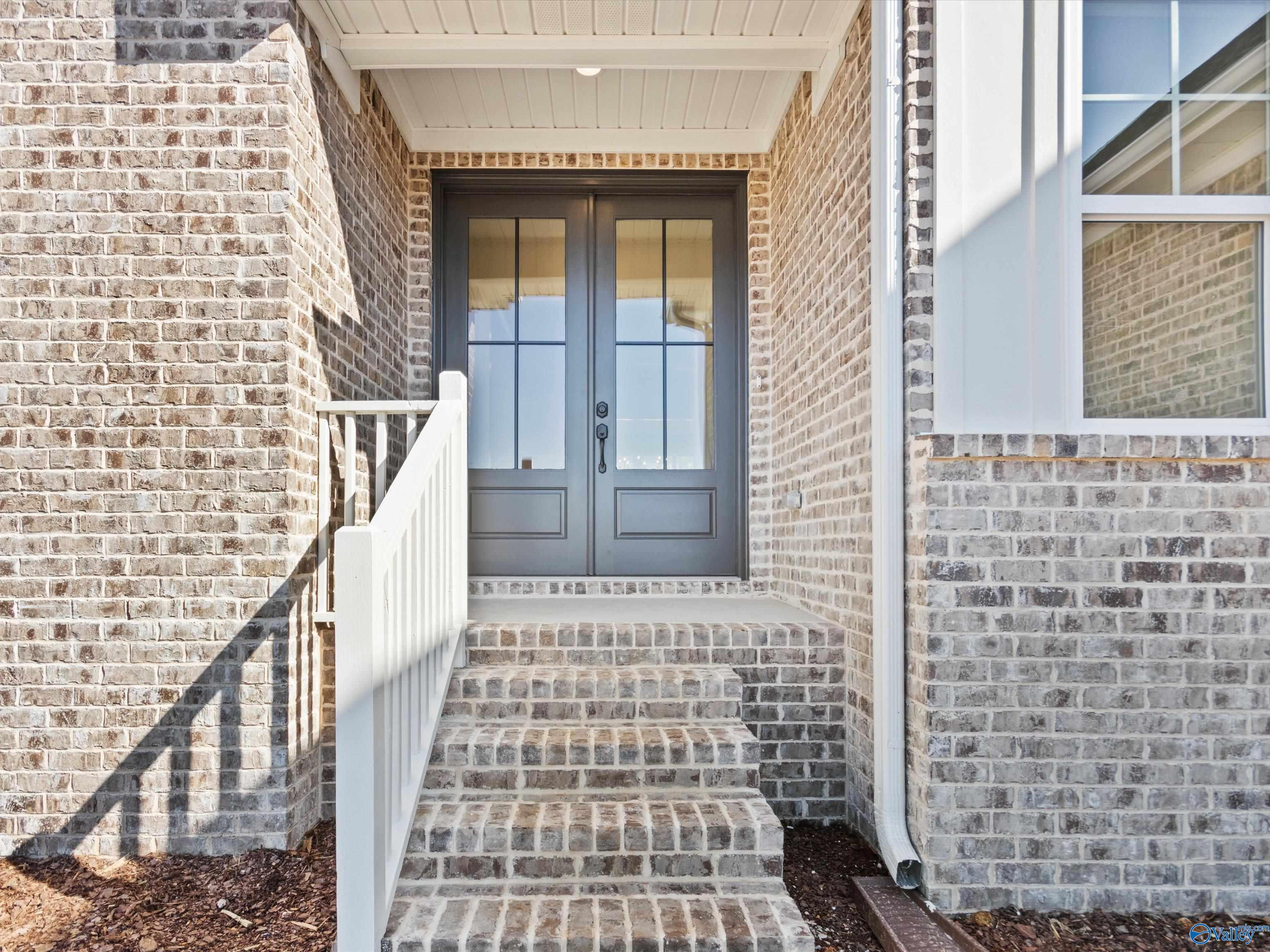 22040 Mulligan Parkway