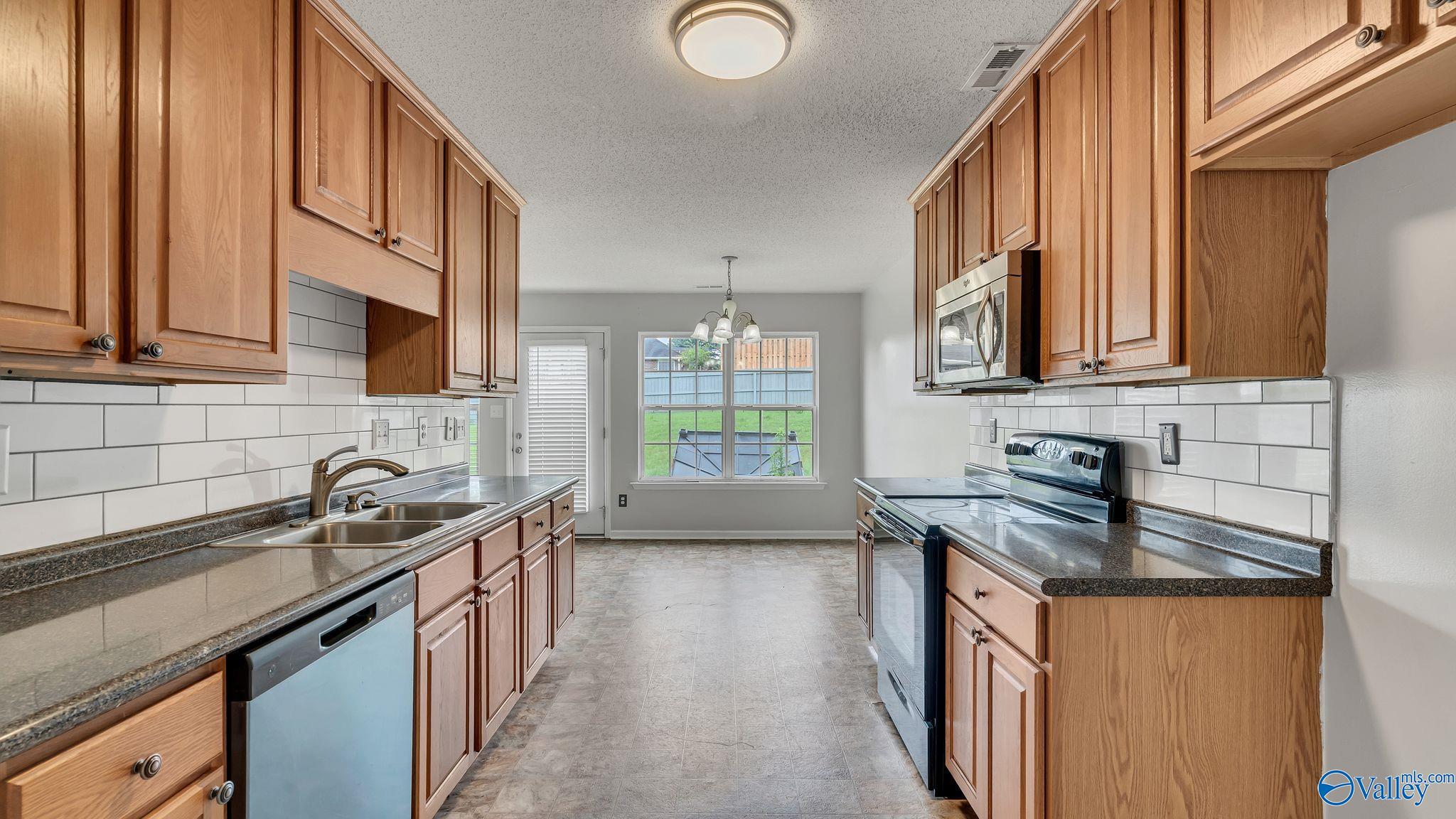 29696 Robert Lee Court, Harvest, Alabama image 12