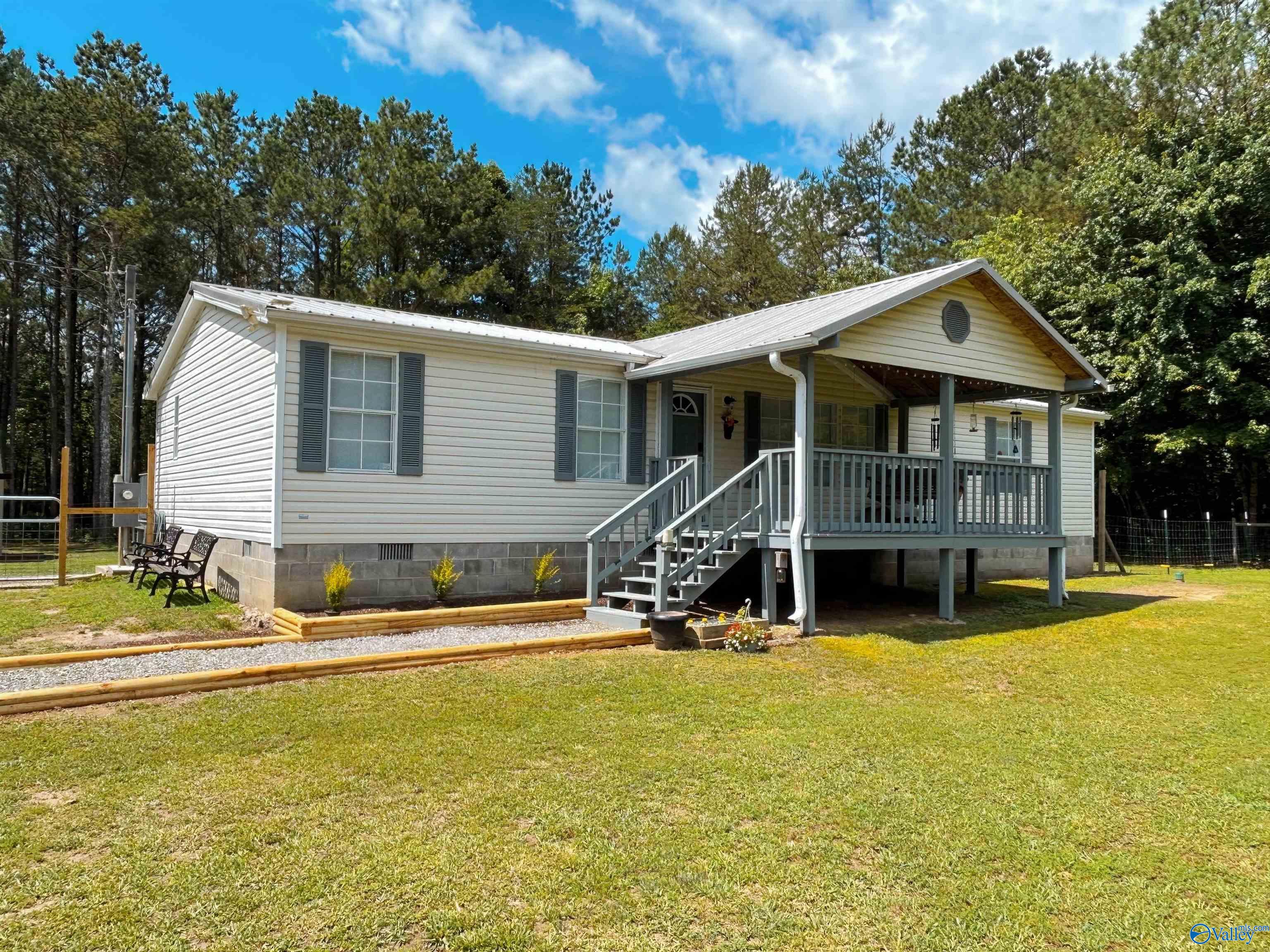 181 County Road 814, Flat Rock, Alabama image 1