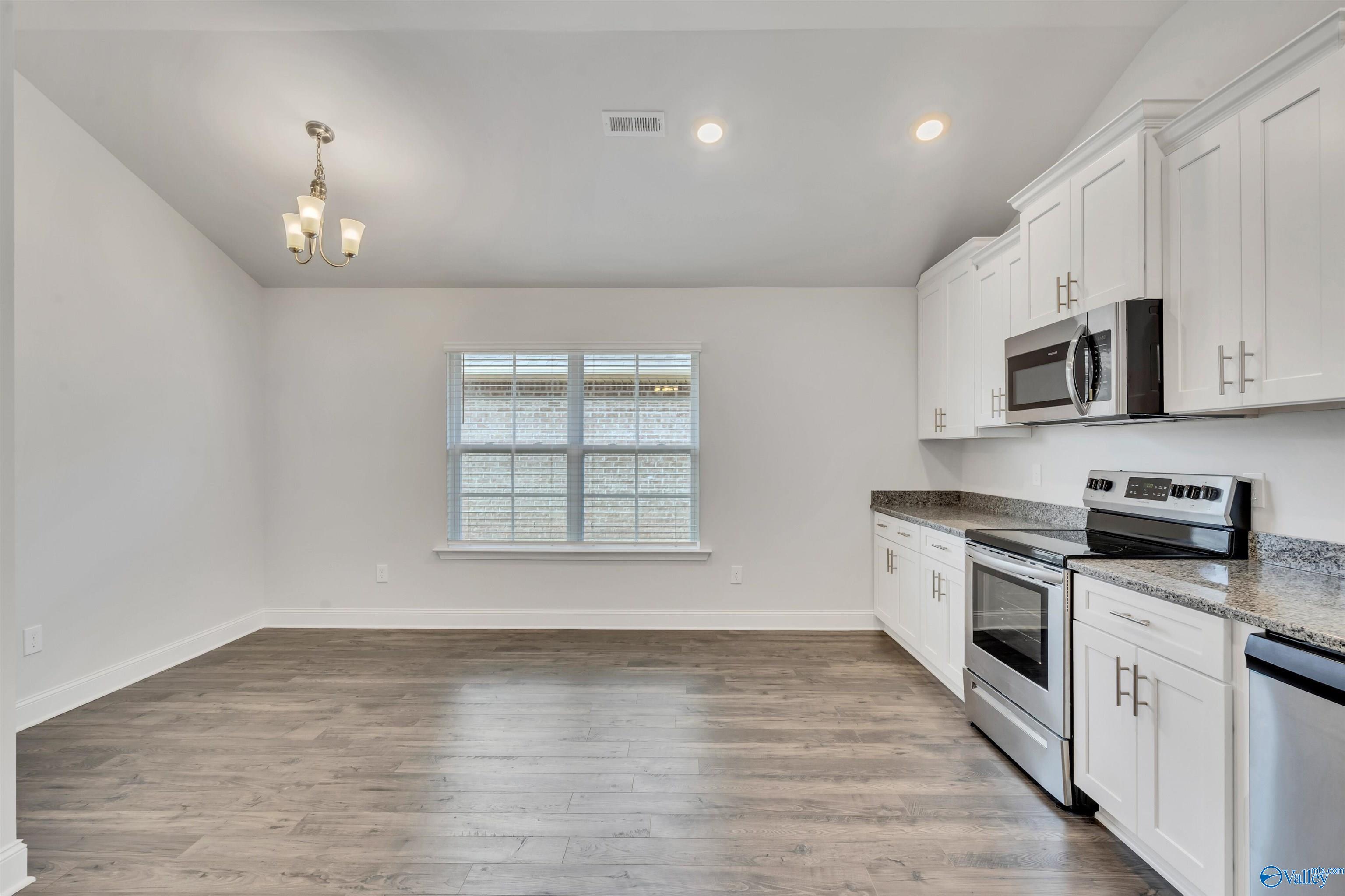 119 Sidney Ruth Drive, New Market, Alabama image 9