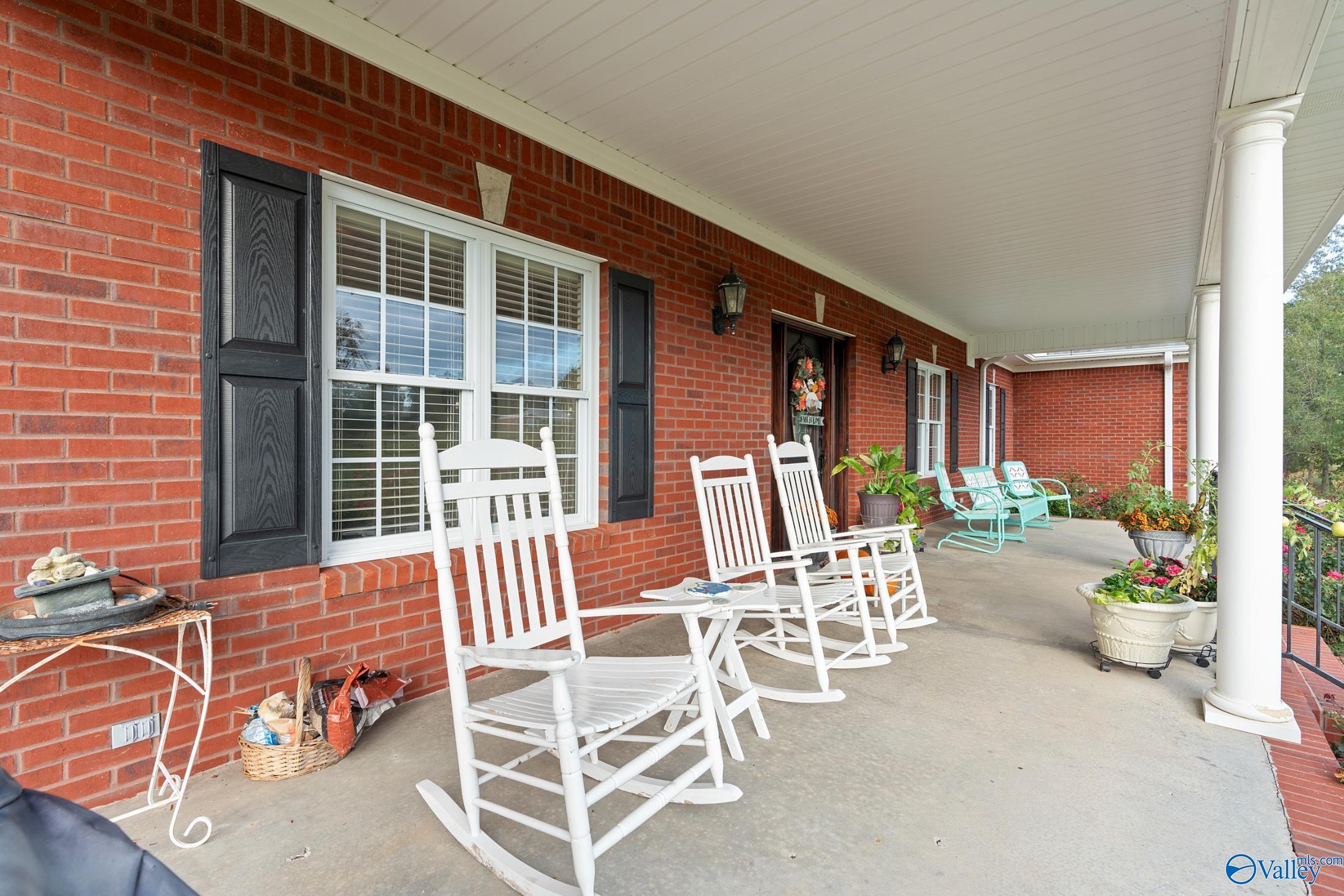 853 Ellis Road