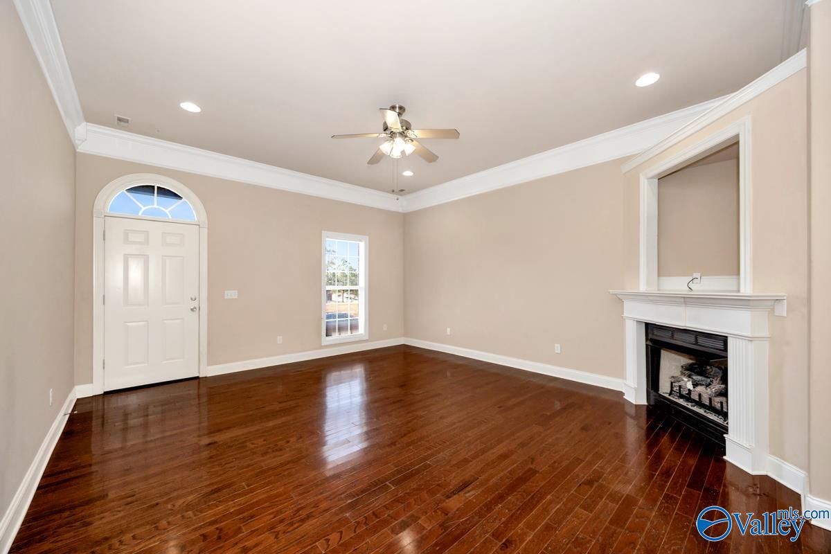 125 Fawn Forest Drive, New Market, Alabama image 1