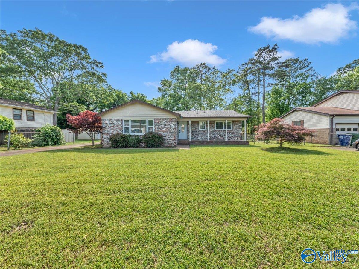 11316 Maplecrest Drive, Huntsville, Alabama image 1