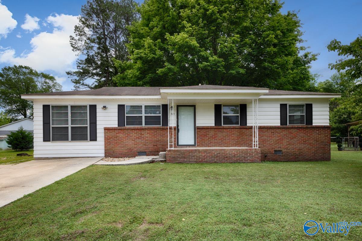303 Bobwhite Drive, Decatur, Alabama image 1
