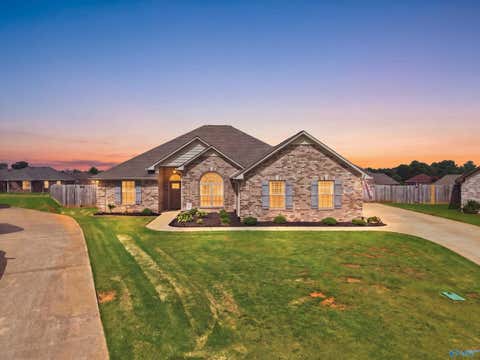 Homes For Sale - 25927 Stef Lane<br/> Athens, AL 35613
