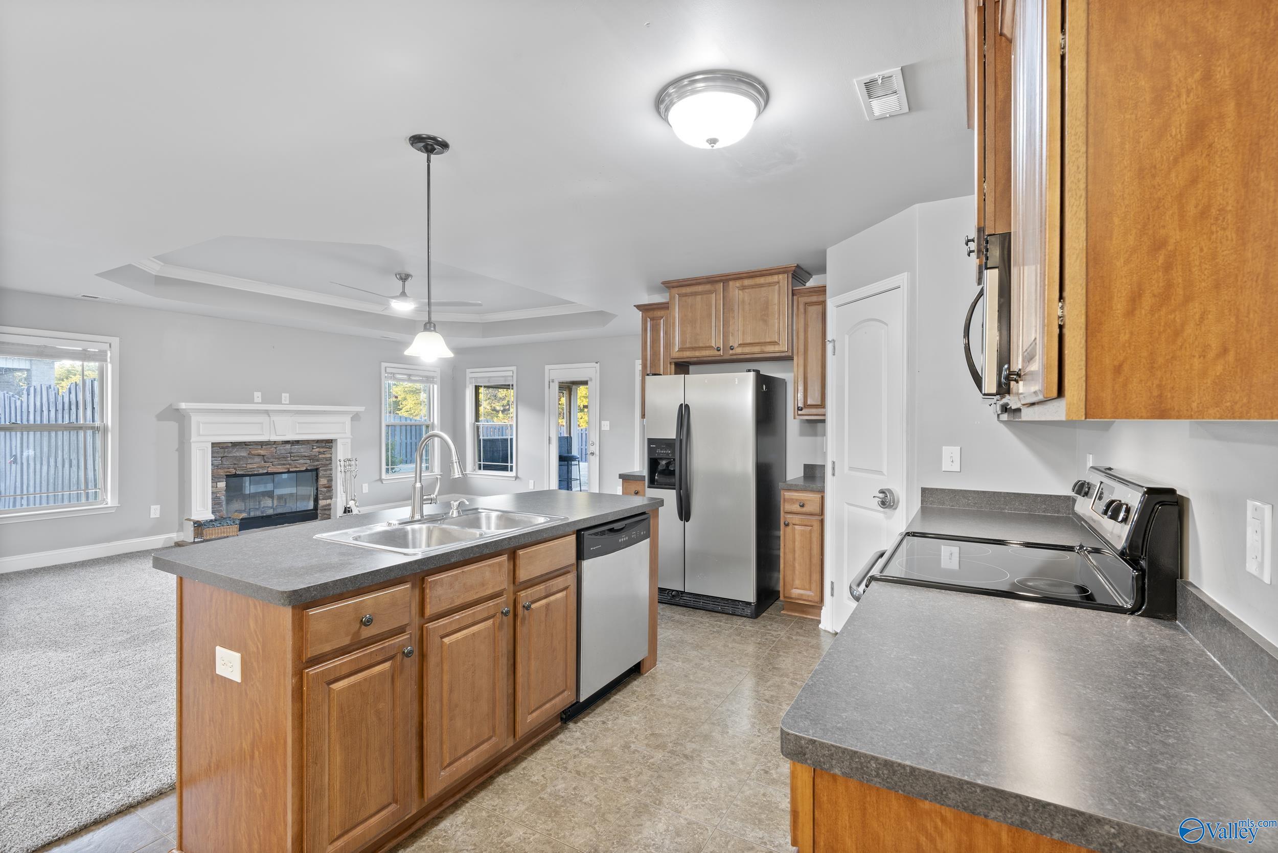 218 Harbor Glen Drive, Madison, Alabama image 8
