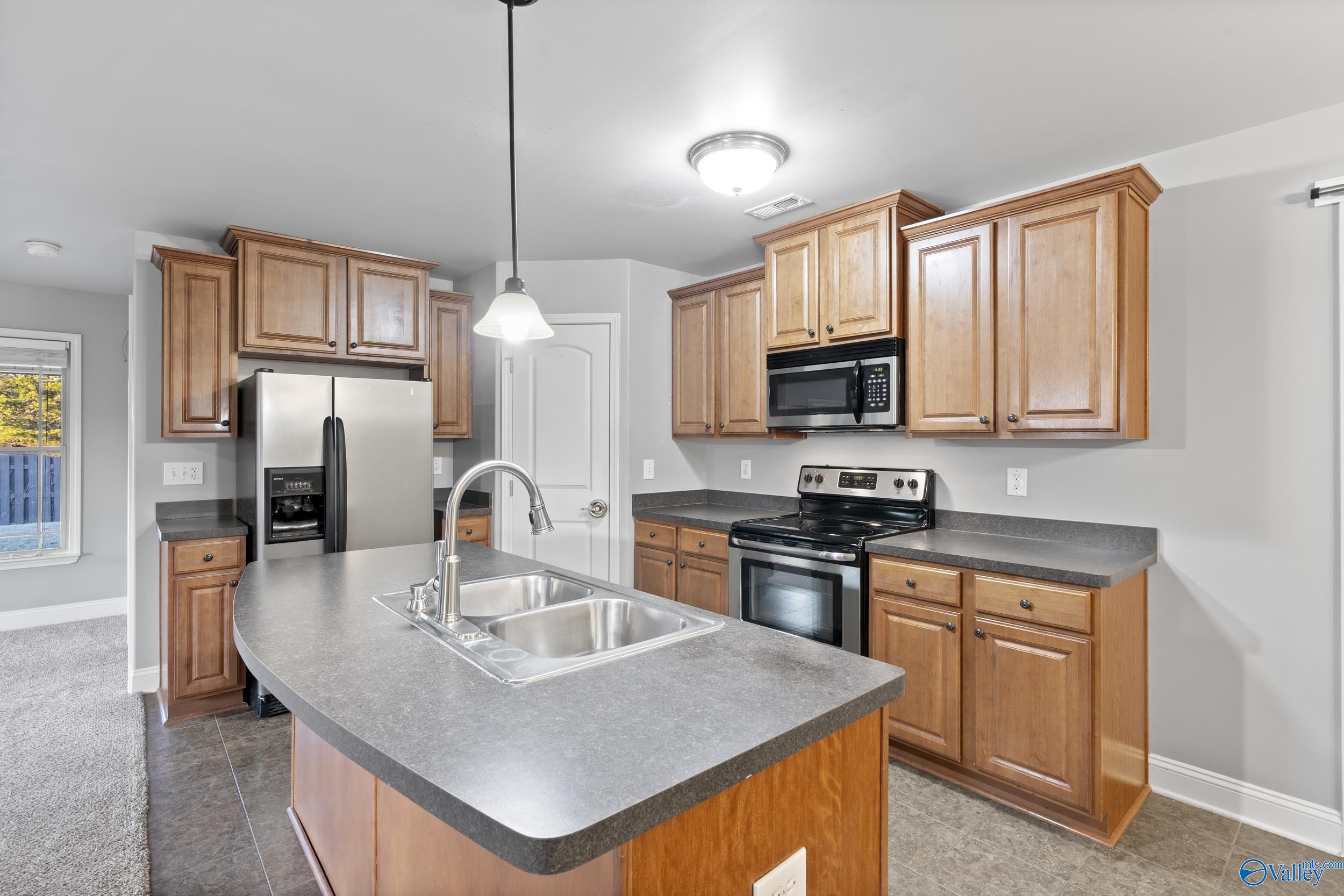 218 Harbor Glen Drive, Madison, Alabama image 7