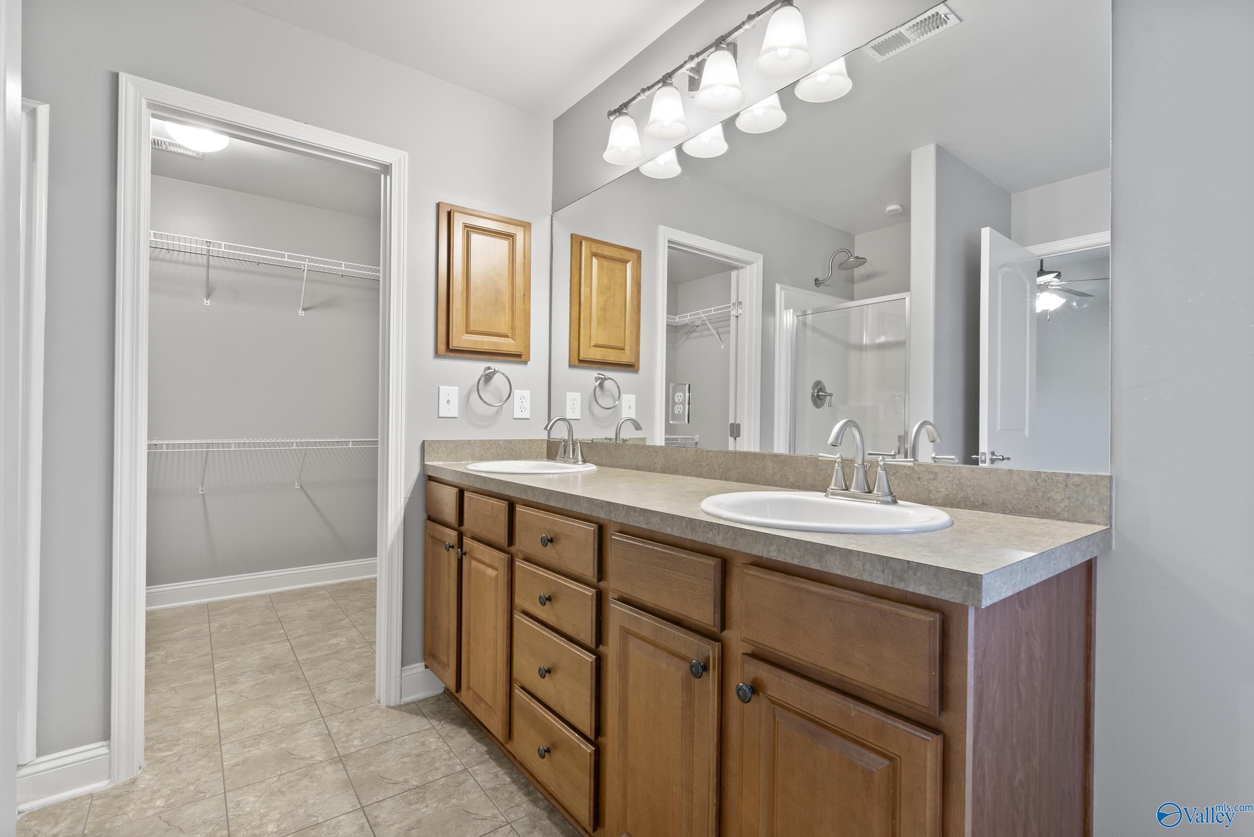 218 Harbor Glen Drive, Madison, Alabama image 16