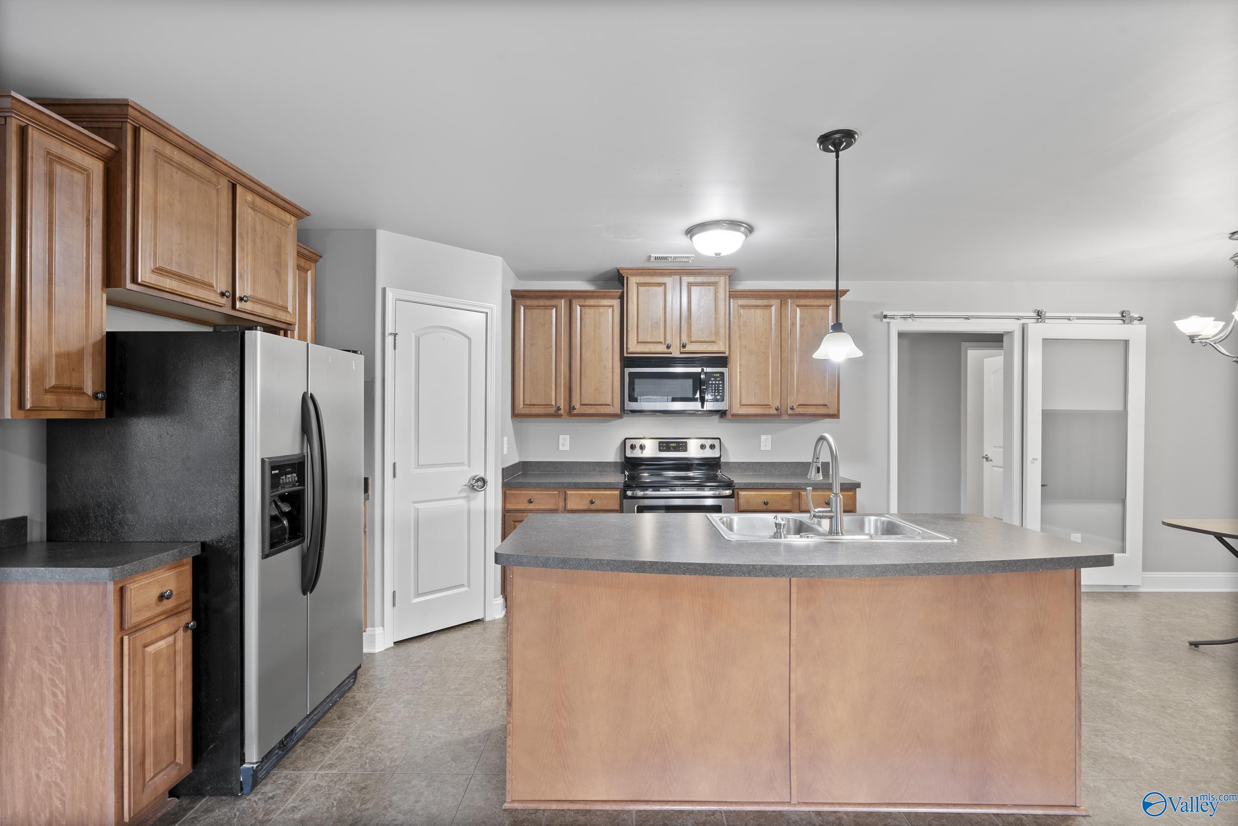 218 Harbor Glen Drive, Madison, Alabama image 9