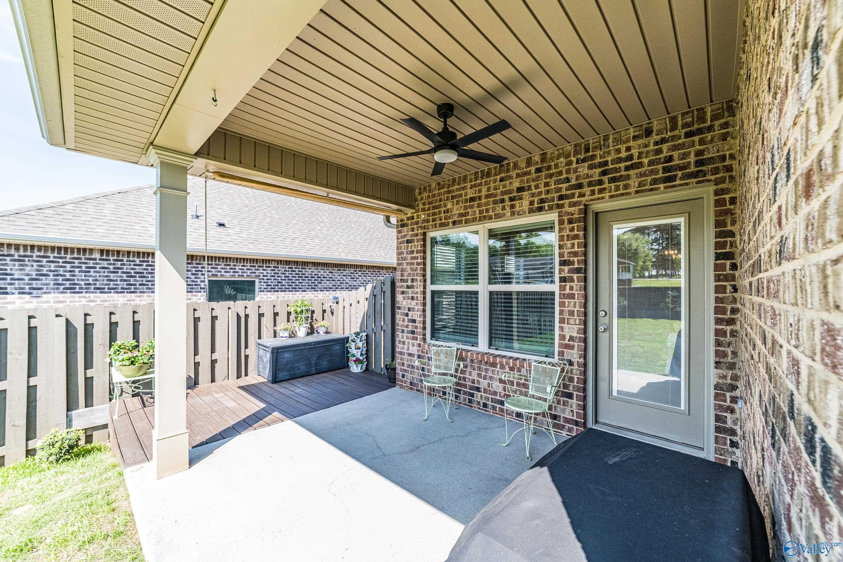 21986 Natures Cove Drive, Athens, Alabama image 27