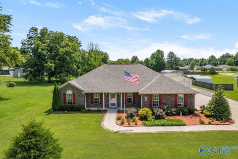 Homes For Sale - 1325 Carrol Road<br/> Harvest, AL 35749