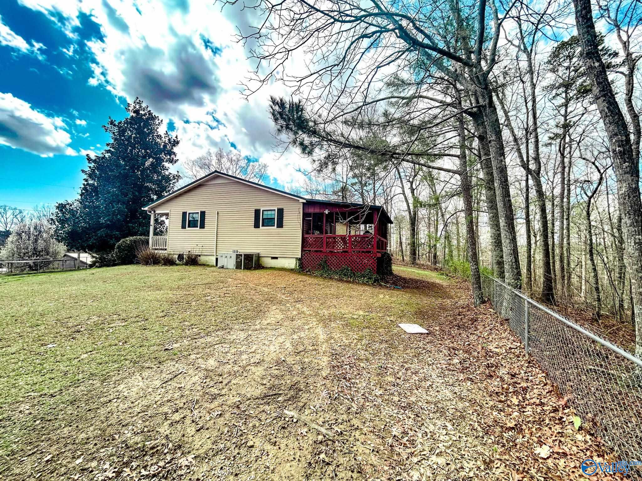 235 Champion Drive, Gadsden, Alabama image 3