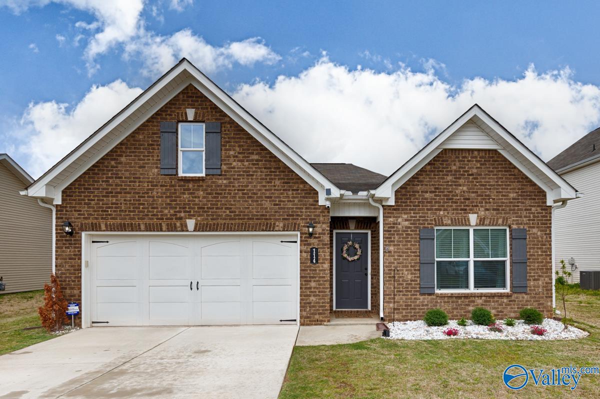 114 Emma Grace Lane, New Market, Alabama image 1