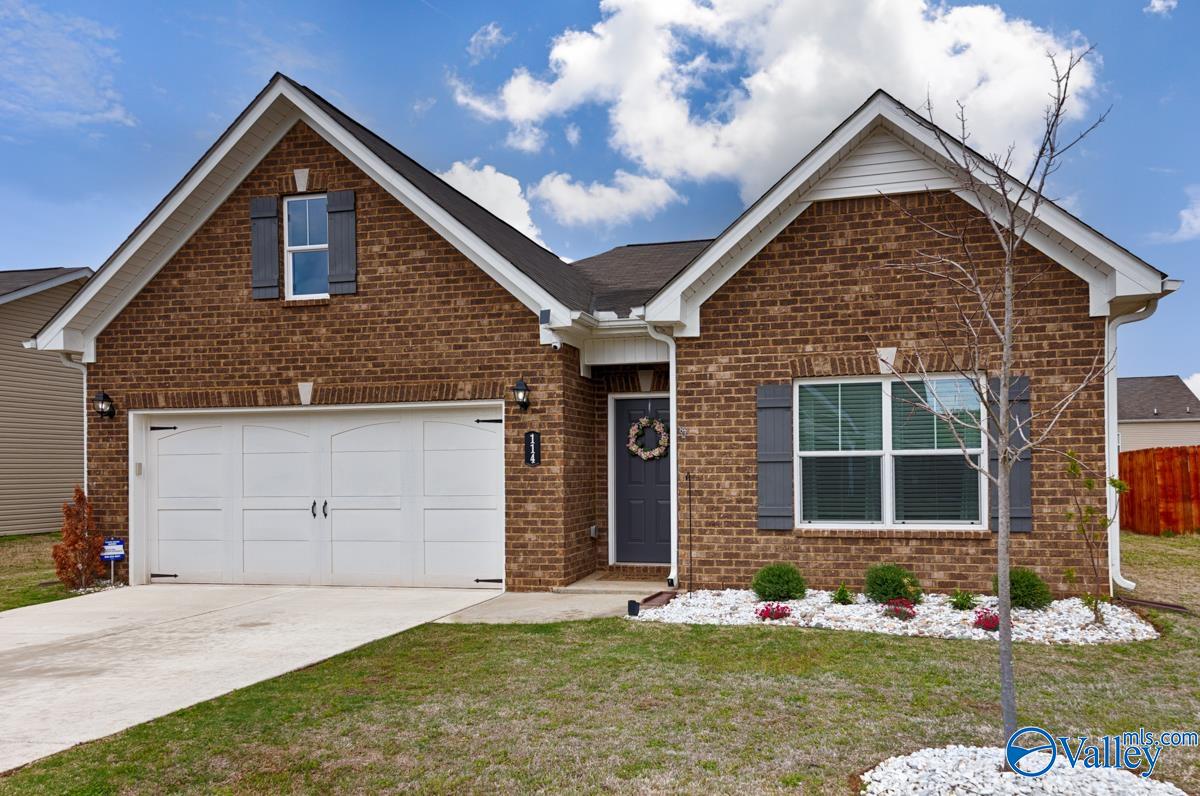 114 Emma Grace Lane, New Market, Alabama image 2