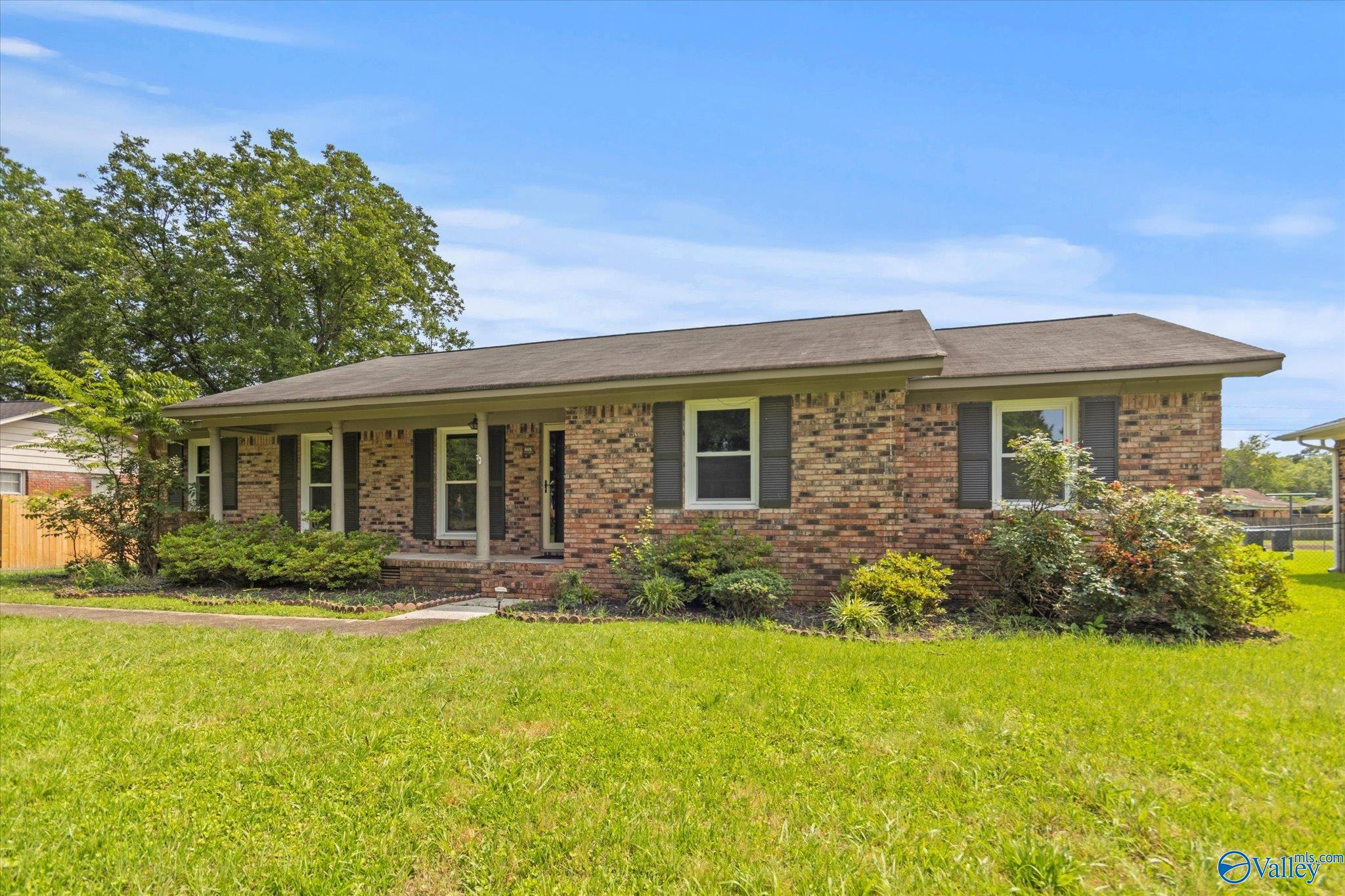 605 Holland Drive, Decatur, Alabama image 35