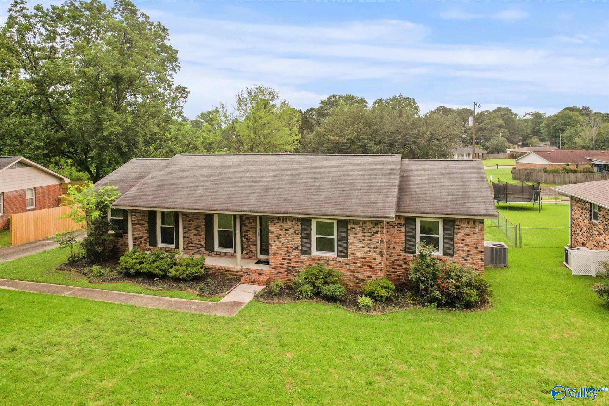 605 Holland Drive, Decatur, Alabama image 1