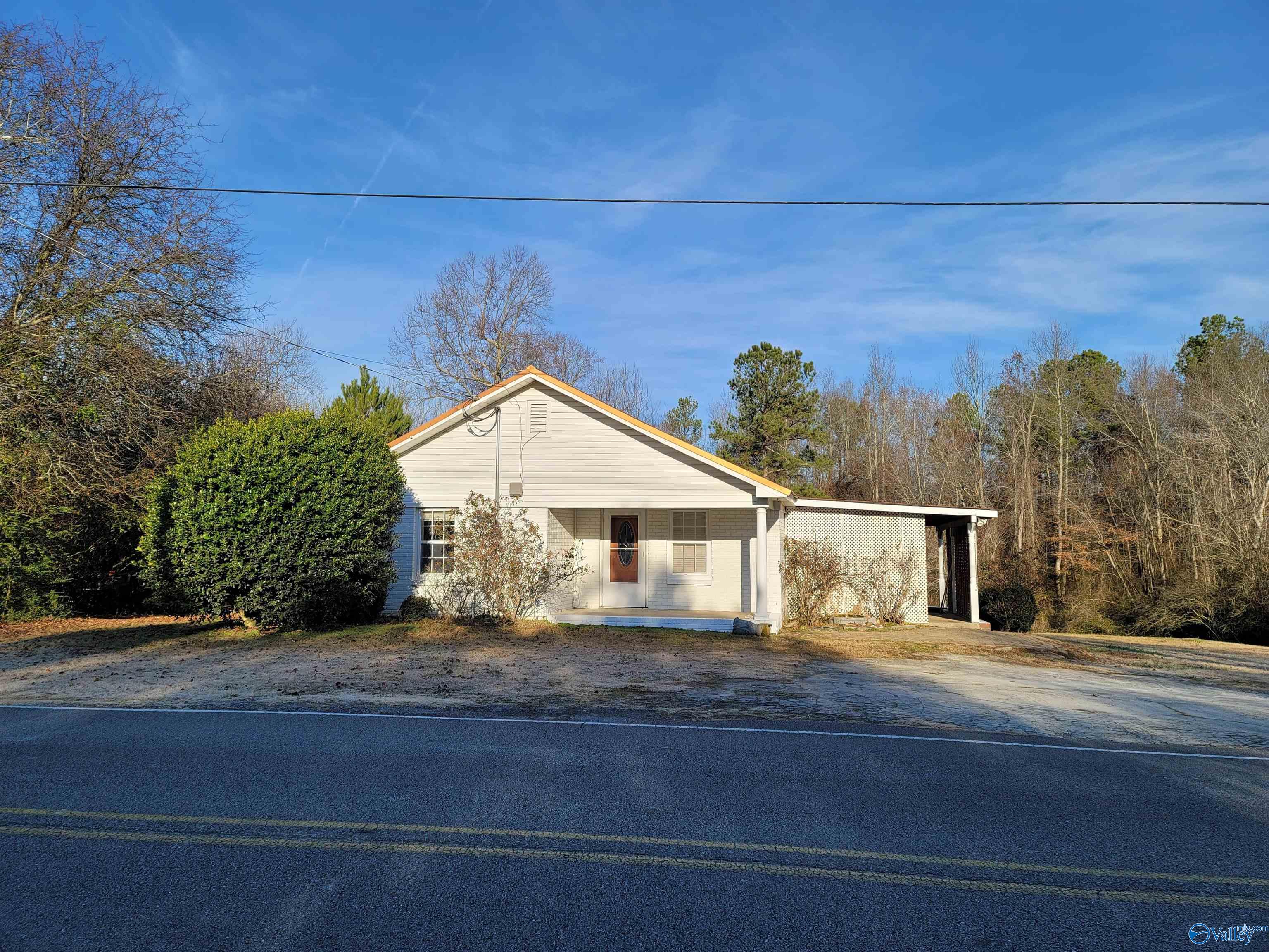 1261 Mobbs School Road, Arab, Alabama image 1