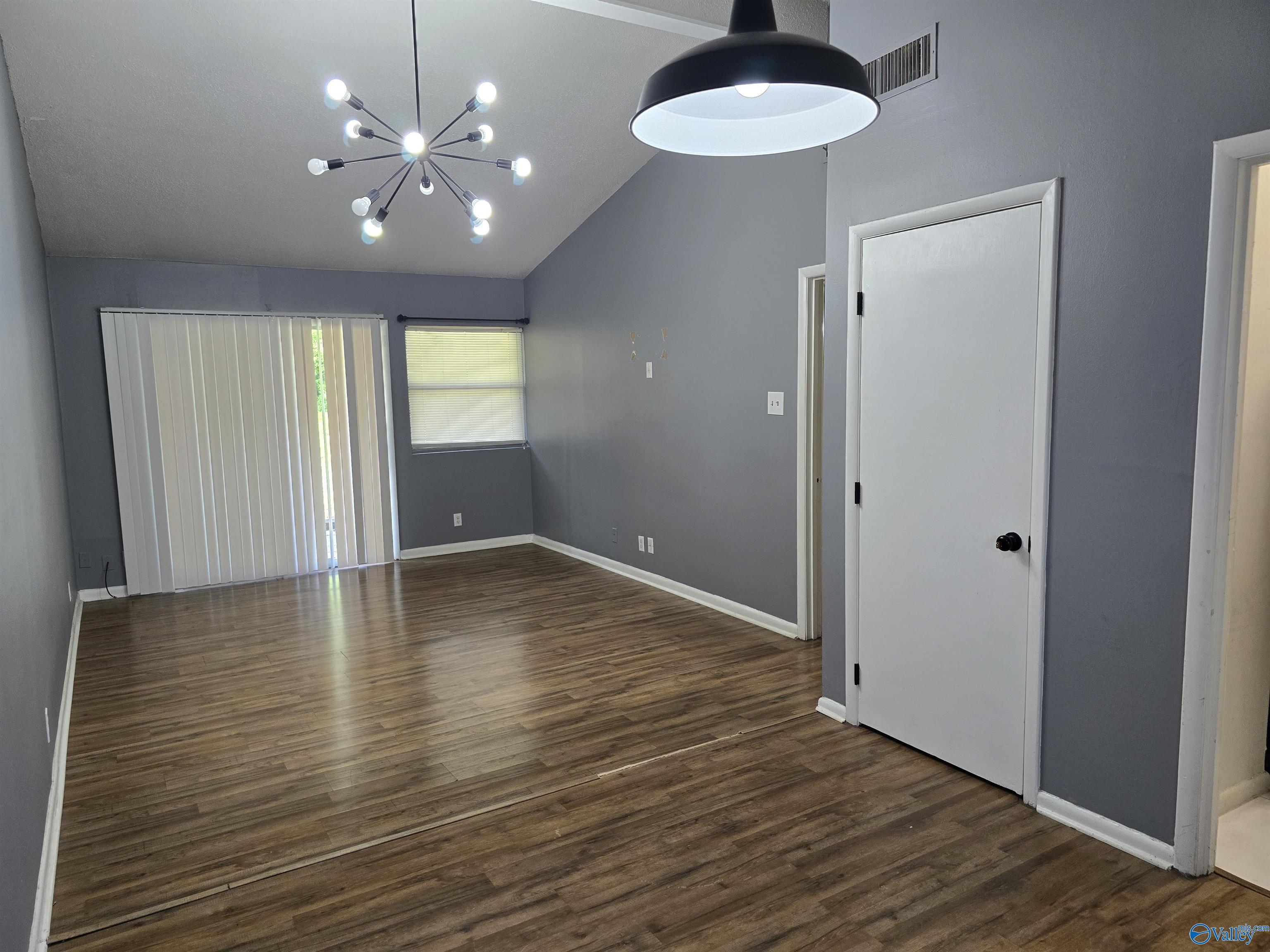 2014 Colony Drive, Huntsville, Alabama image 1