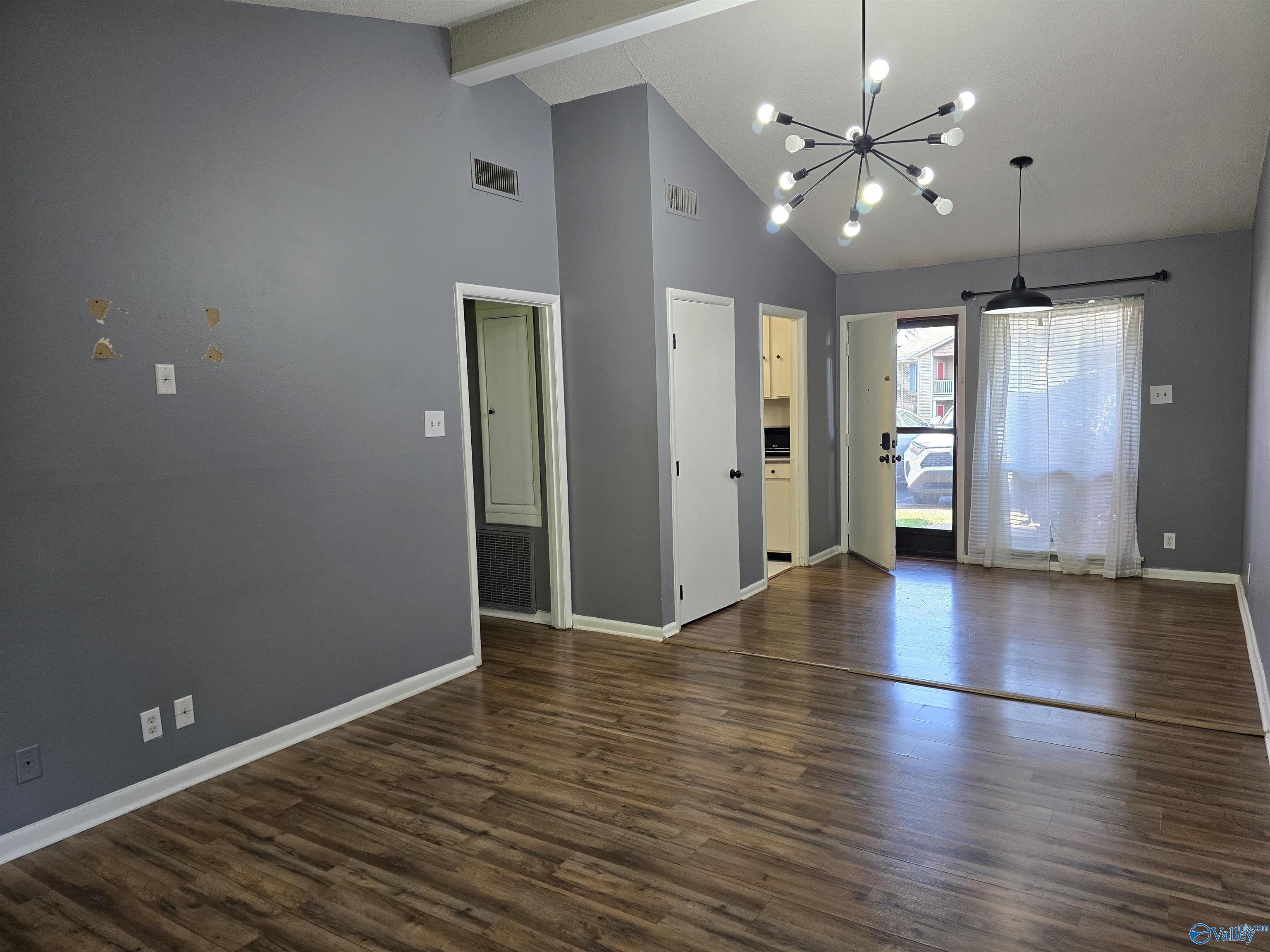 2014 Colony Drive, Huntsville, Alabama image 4