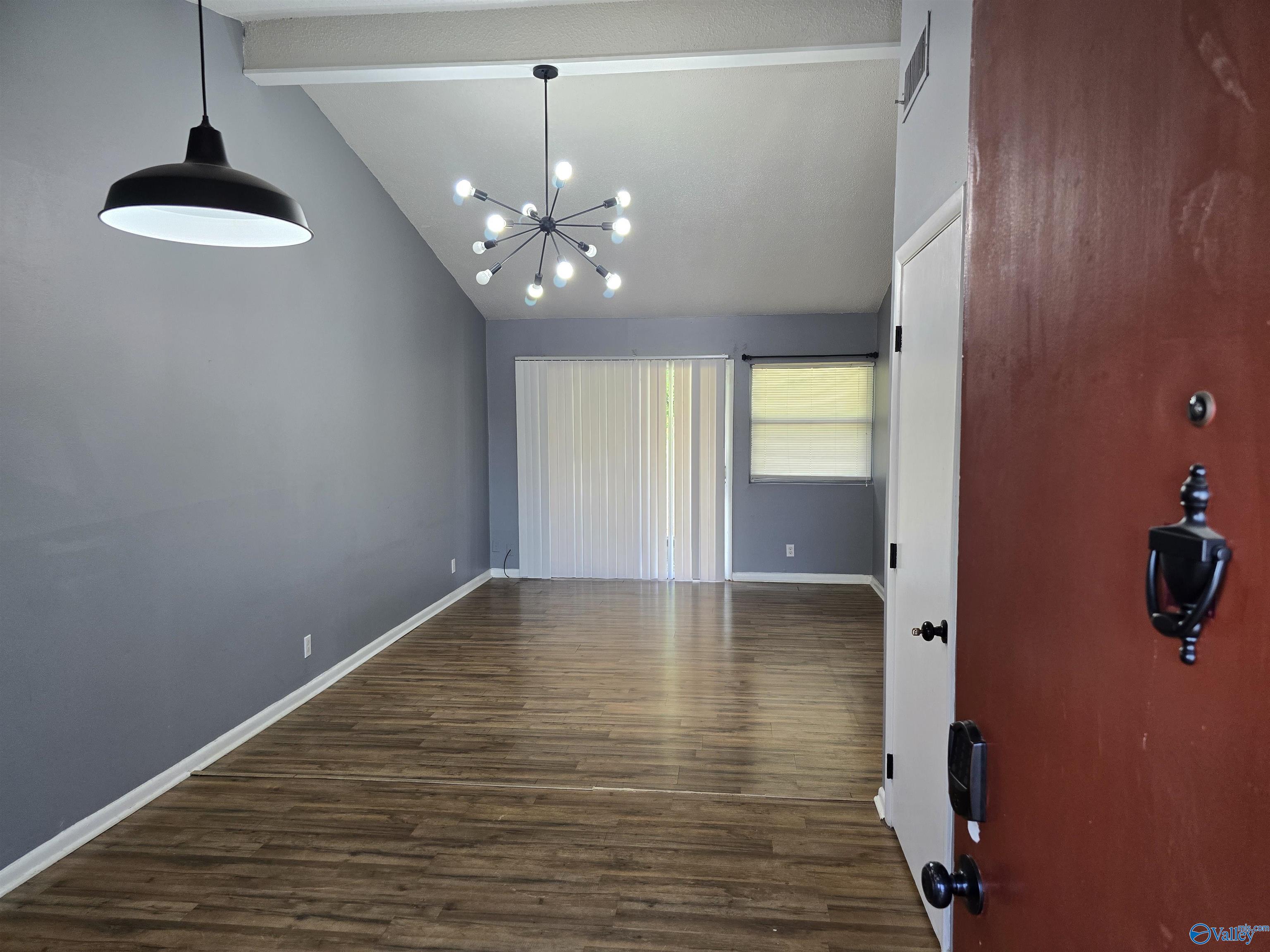 2014 Colony Drive, Huntsville, Alabama image 2