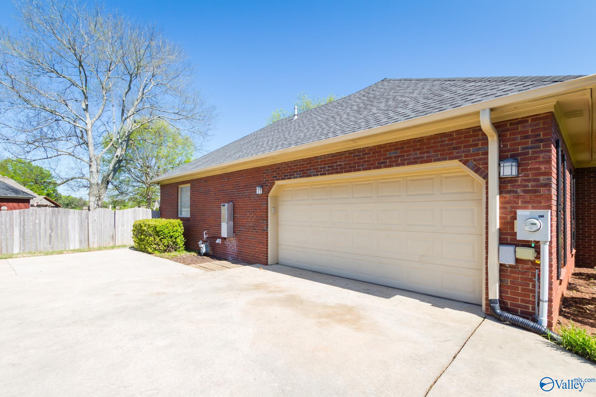 1915 Shepard Drive, Decatur, Alabama image 6