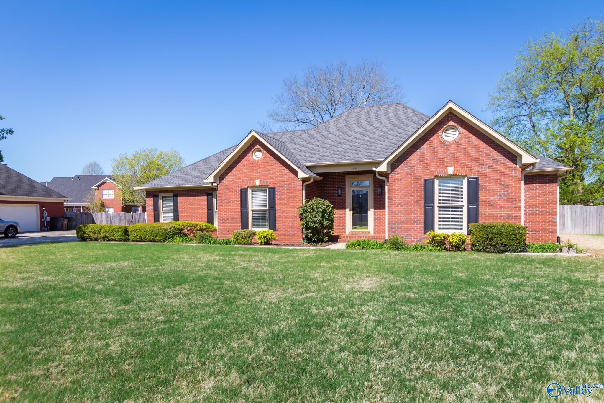 1915 Shepard Drive, Decatur, Alabama image 4